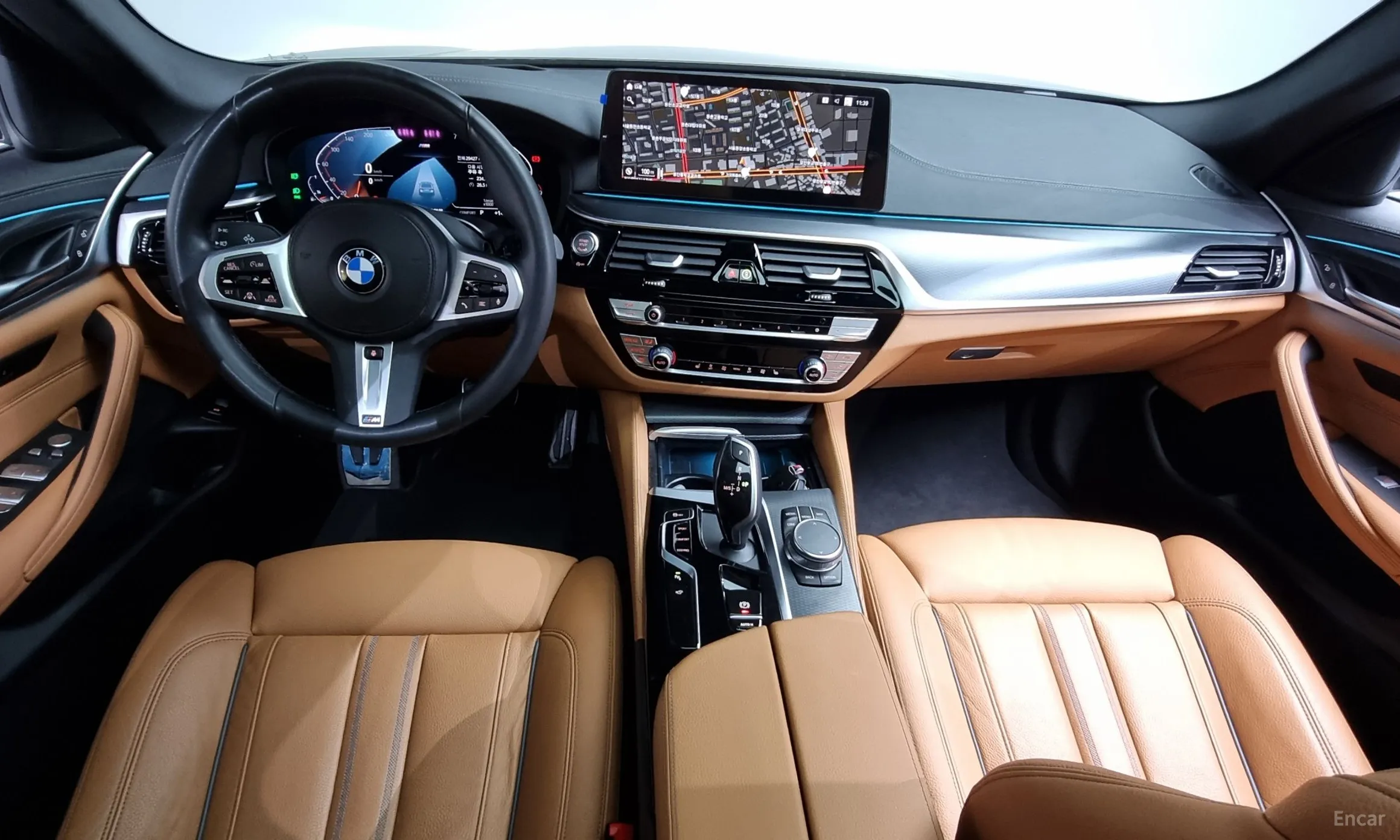 BMW 5 Series (G30) превью 4