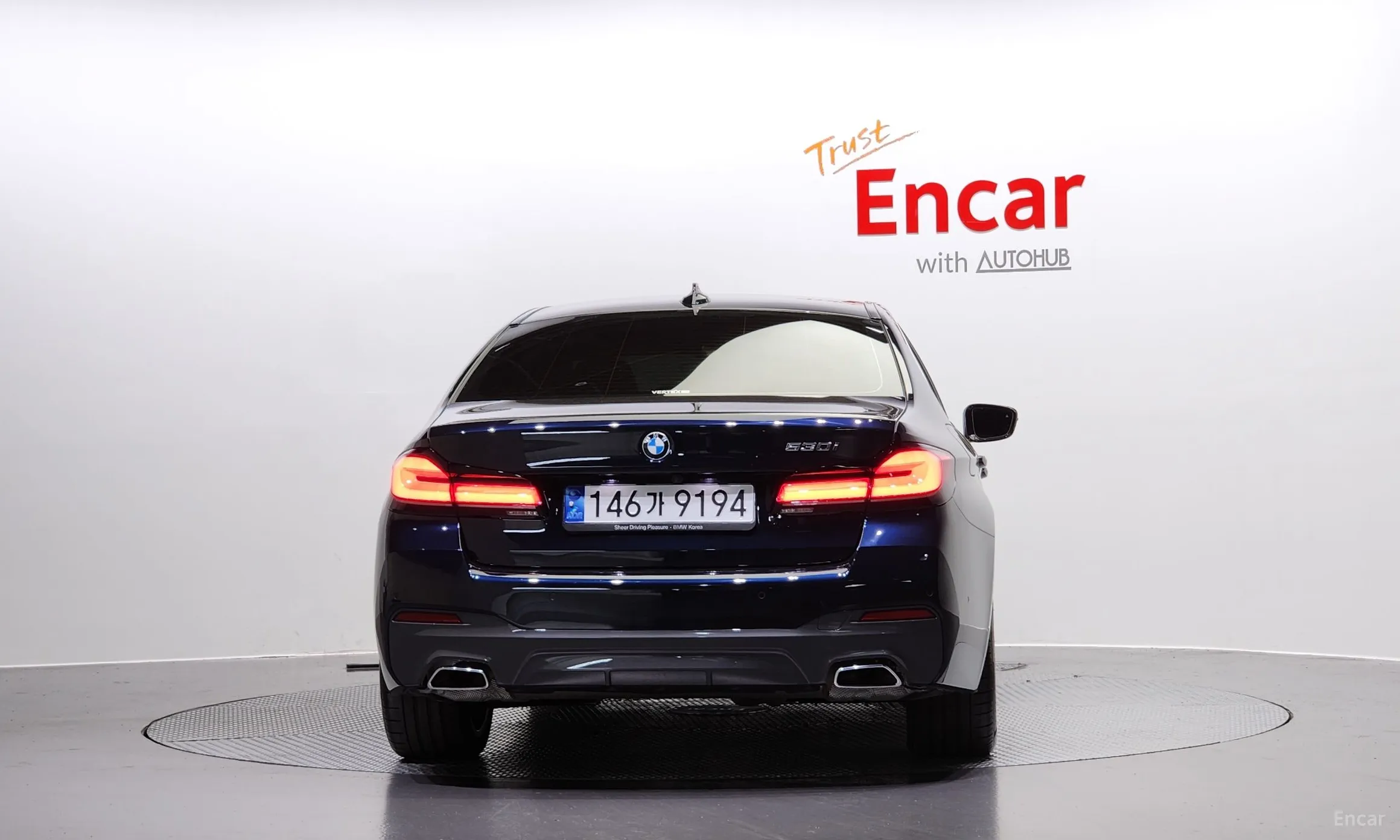 BMW 5 Series (G30) превью 3