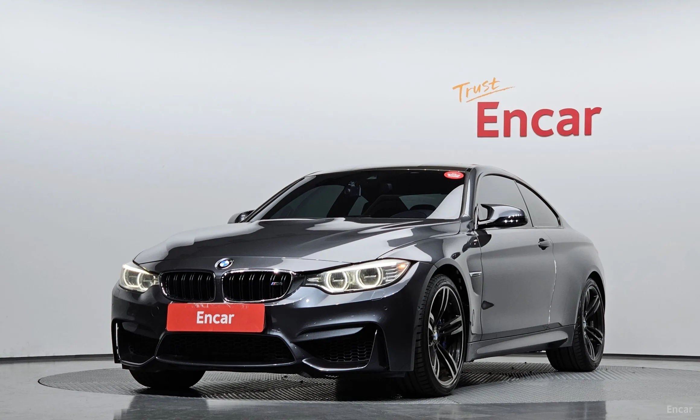 BMW M4 (F82)