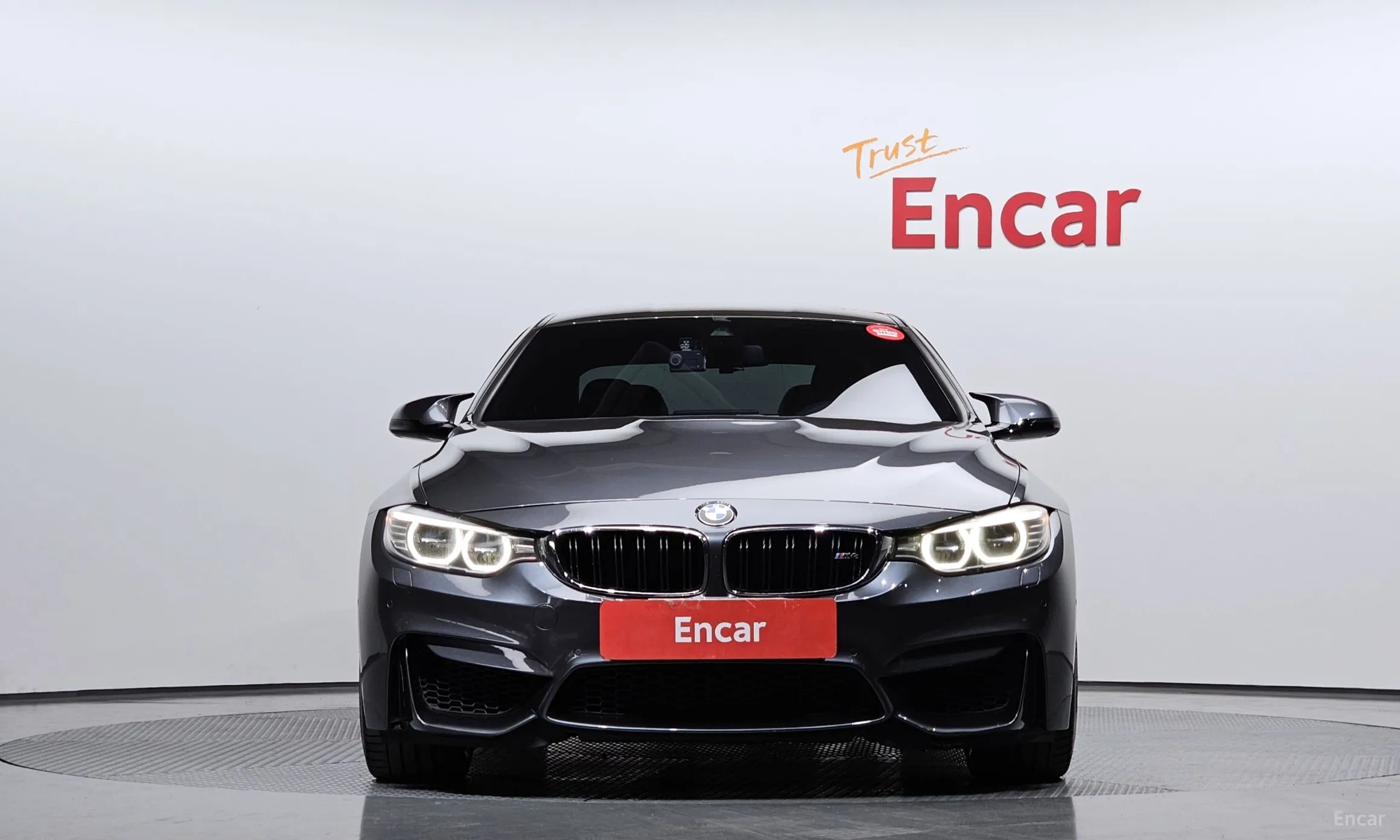 BMW M4 (F82)