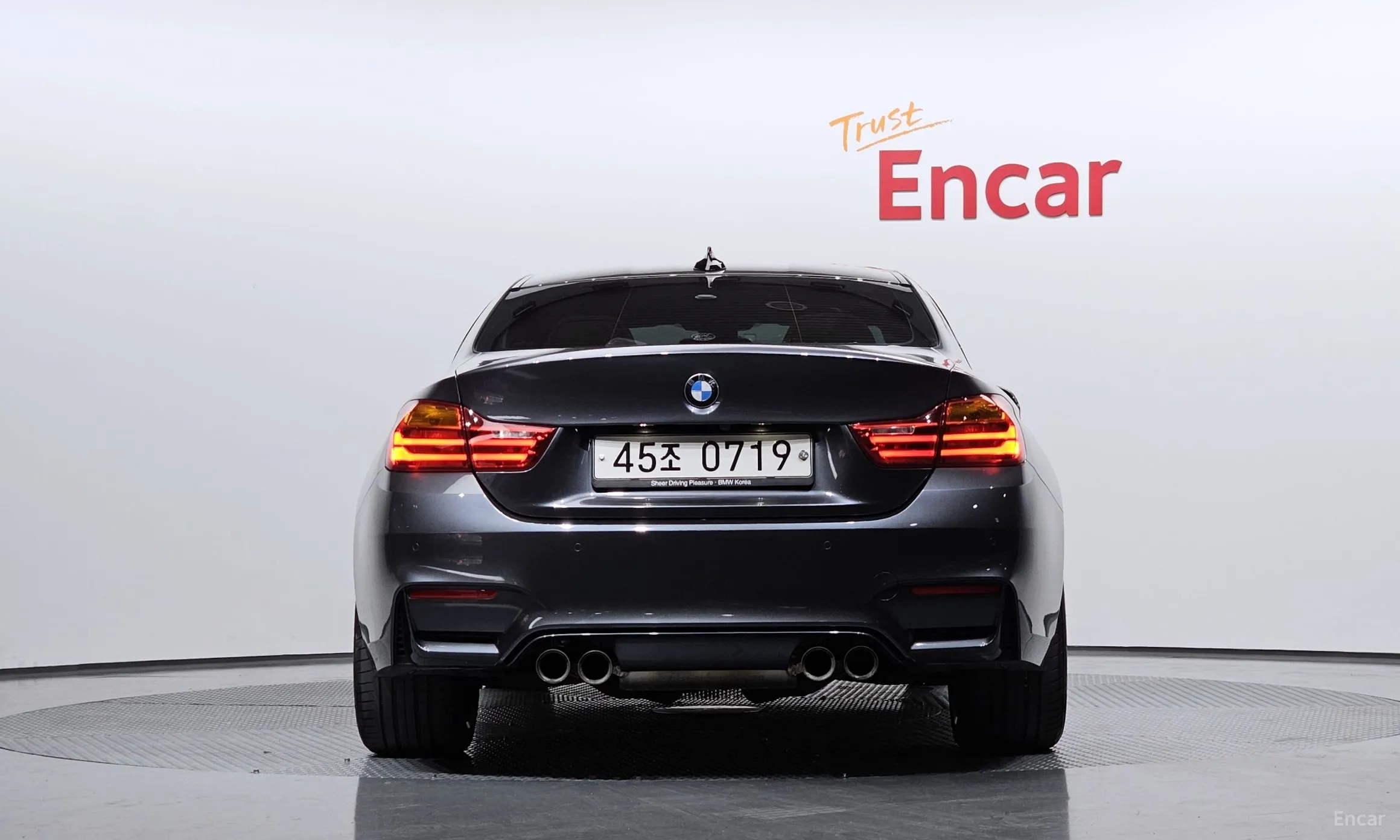 BMW M4 (F82) превью 3