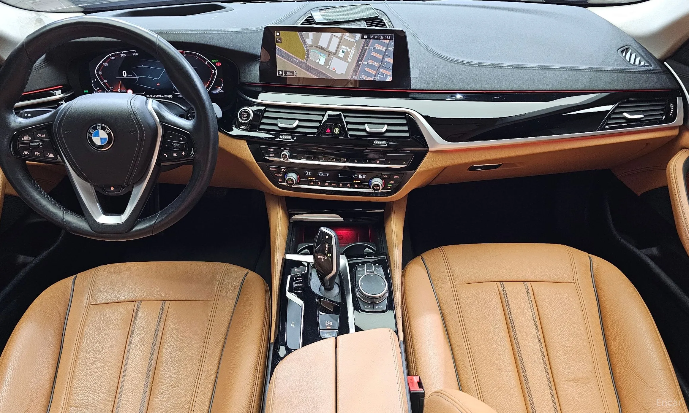BMW 5 Series (G30) превью 4