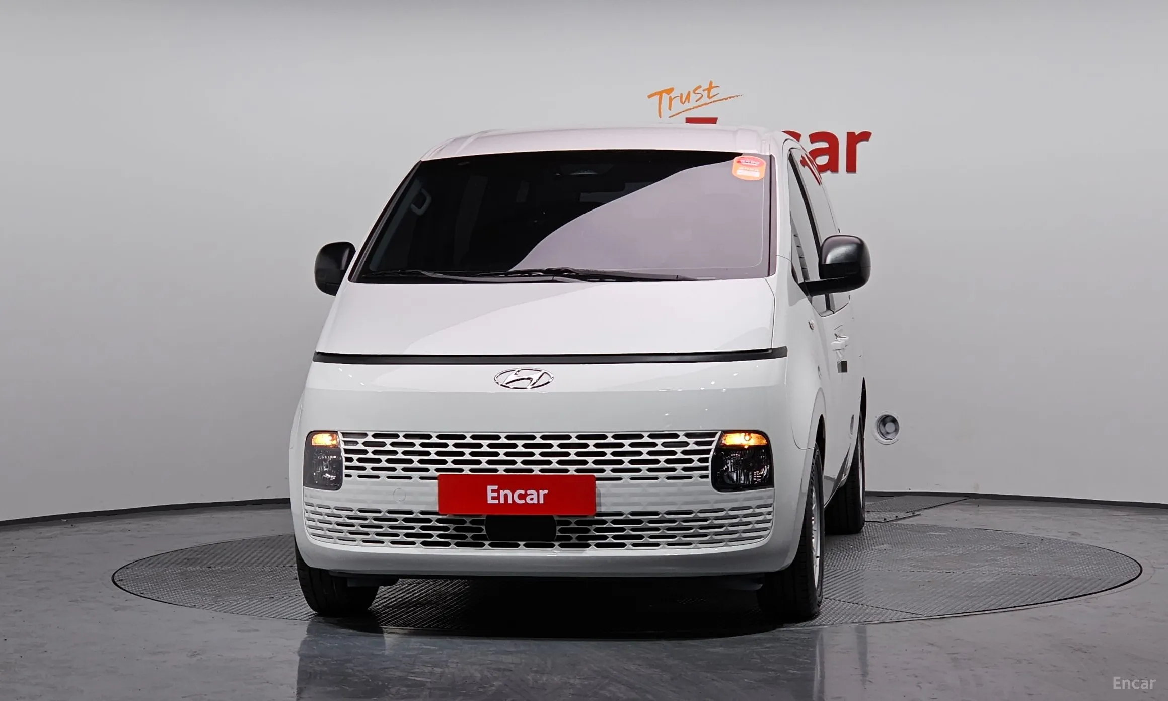 Hyundai Staria превью 2