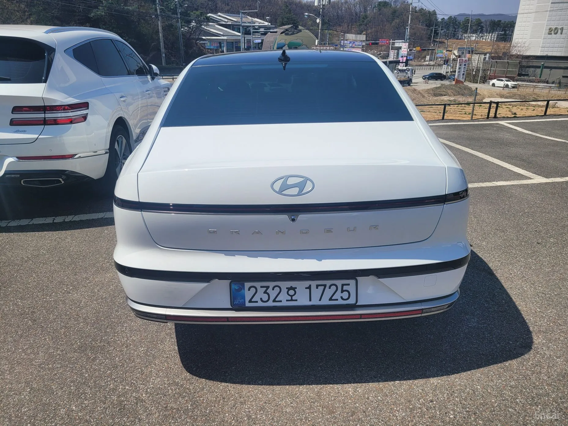 Hyundai Grandeur Hybrid (GN7) превью 3