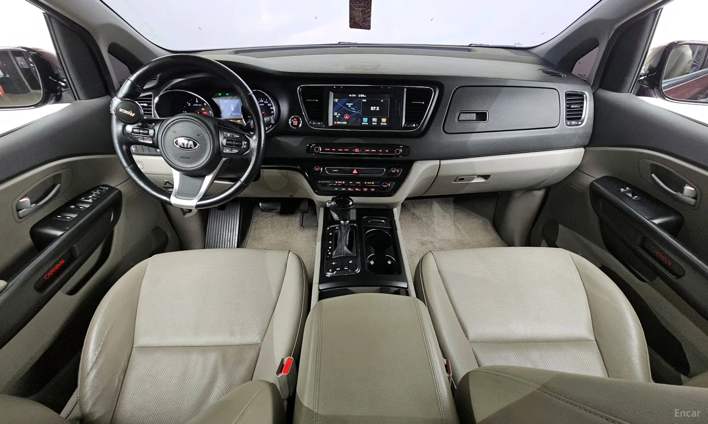 Kia Carnival превью 4