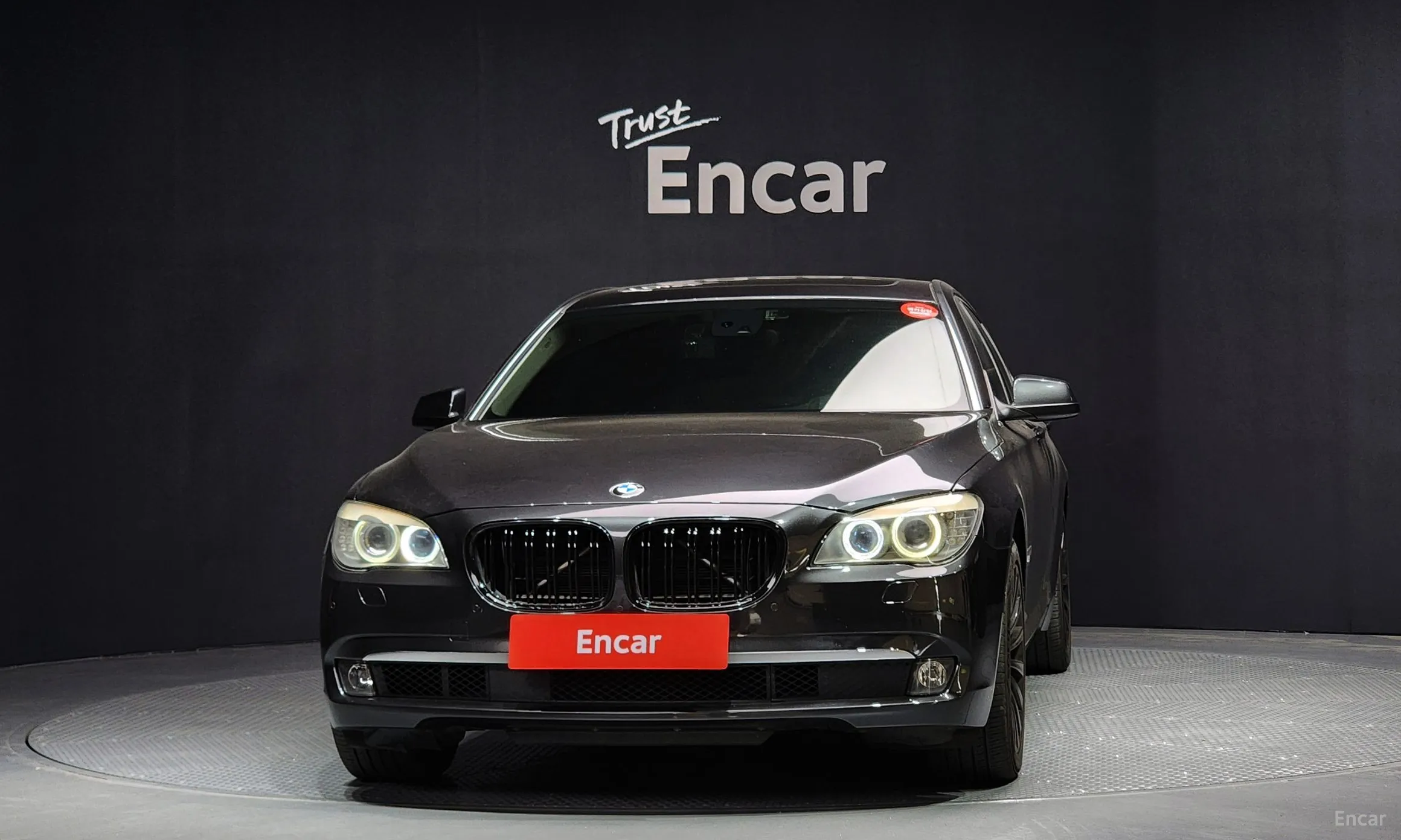 BMW 7 Series (F01) превью 2