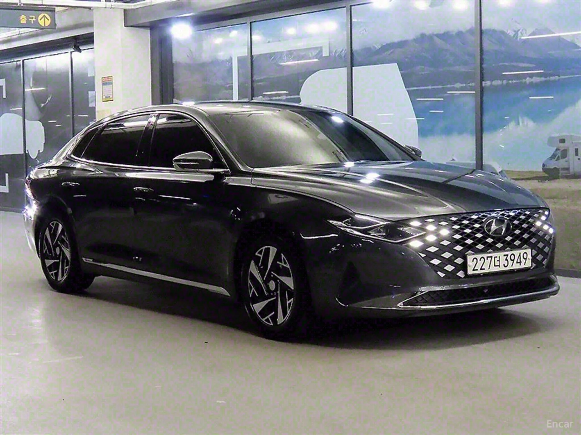 Hyundai Grandeur IG Hybrid
