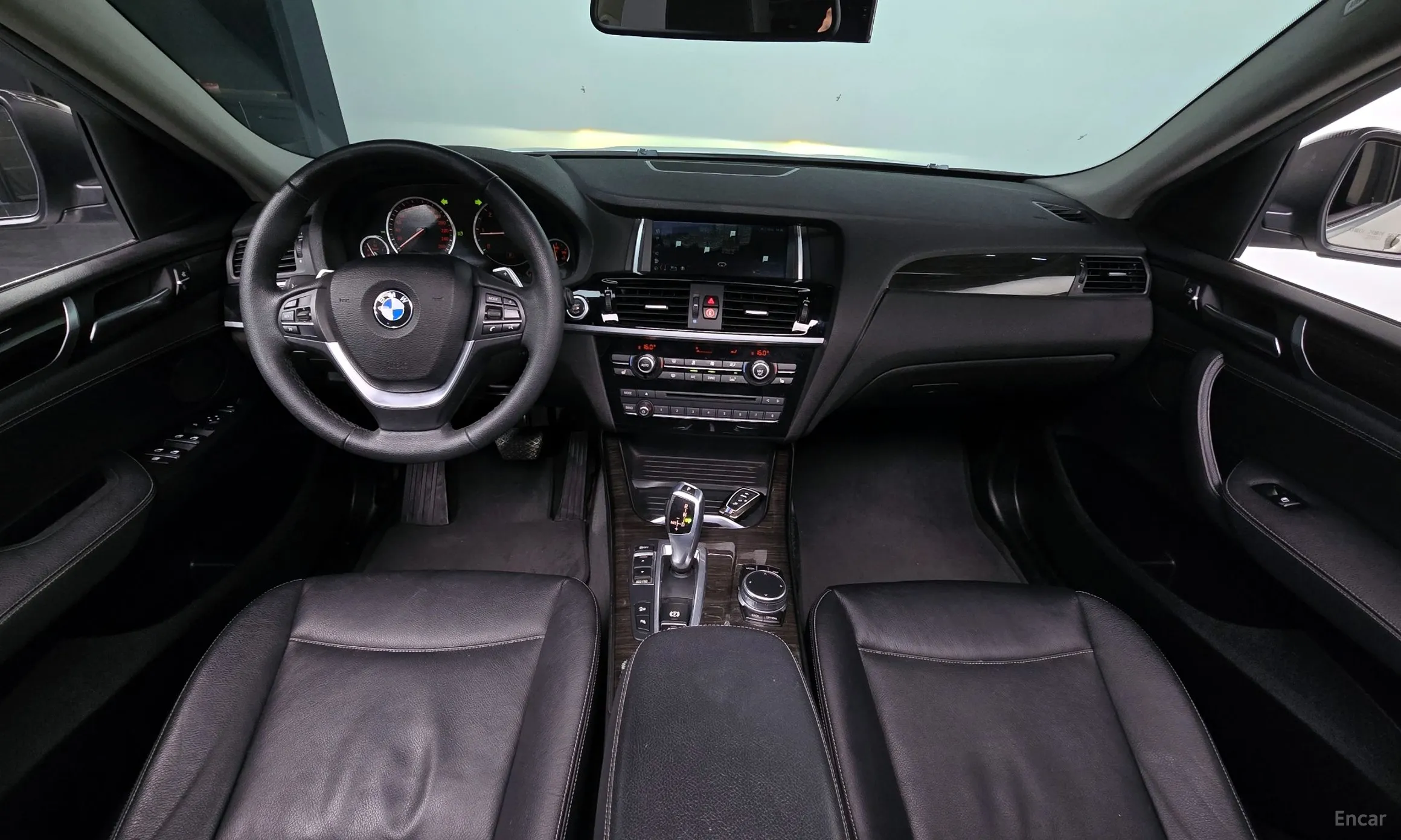 BMW X4 (F26) превью 4