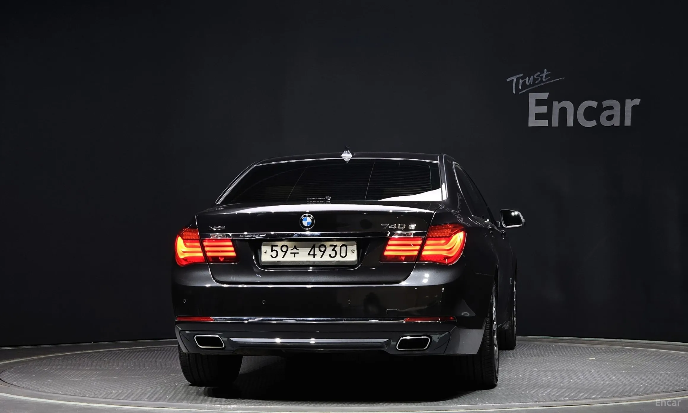 BMW 7 Series (F01) превью 3