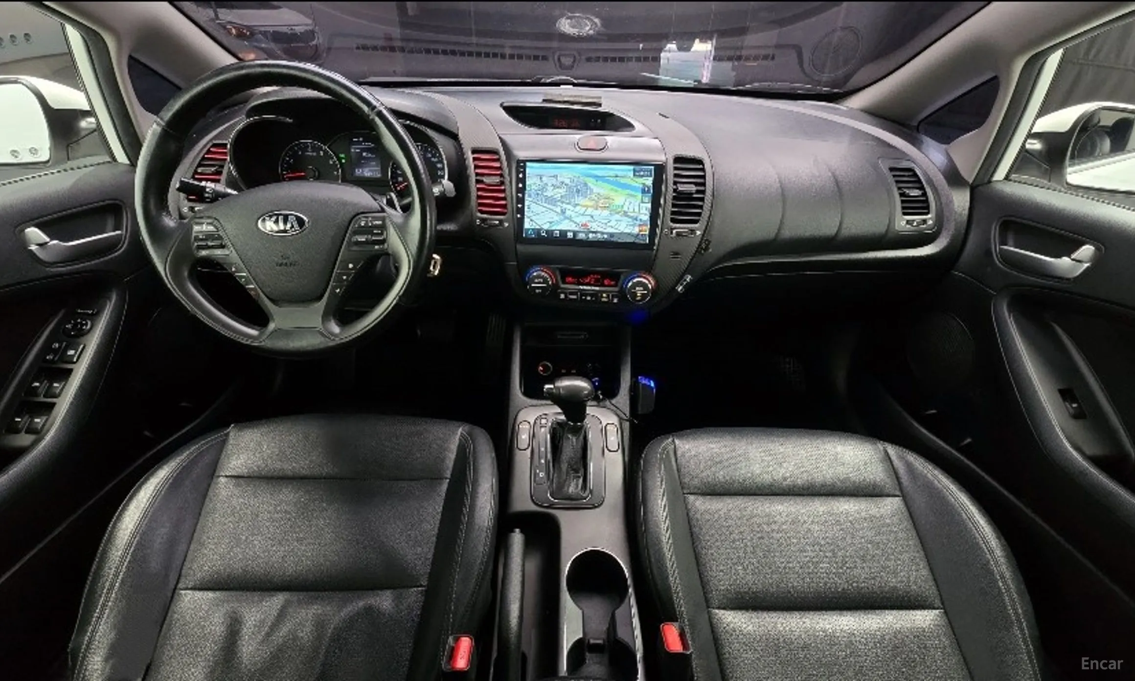 Kia K3 превью 4