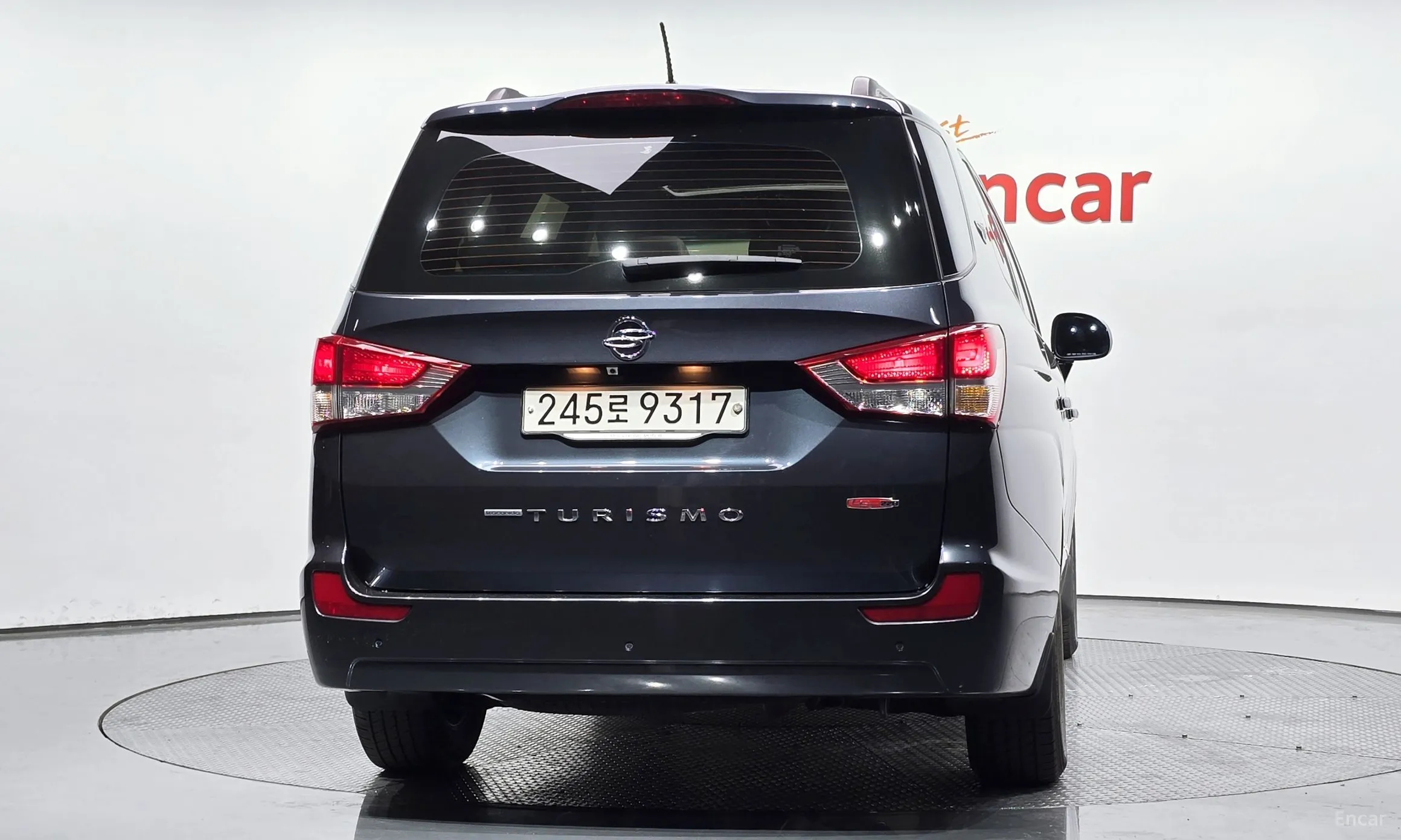 KG Mobility (SsangYong) Korando Turismo превью 3
