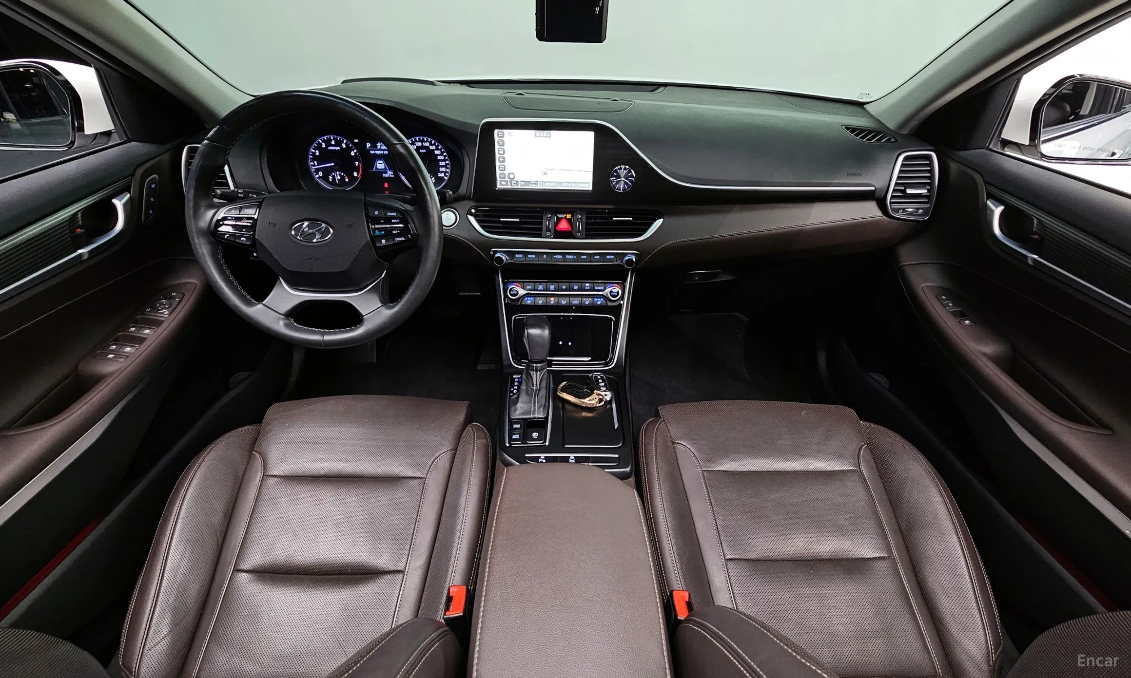 Hyundai Grandeur IG превью 4