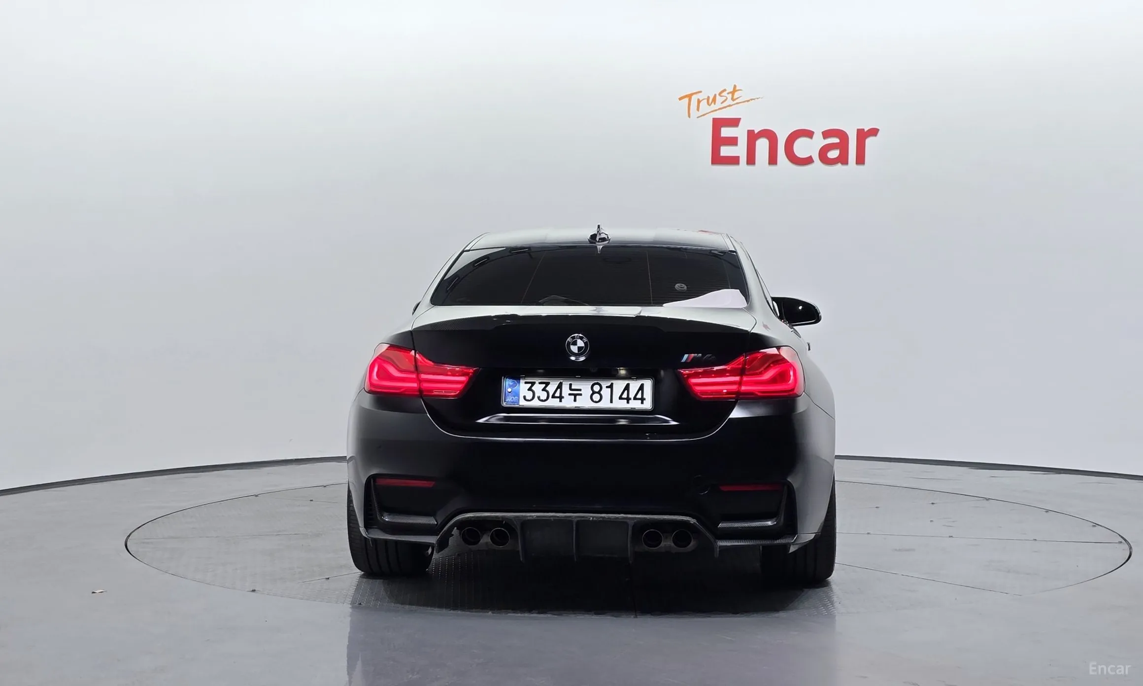 BMW M4 (F82) превью 3