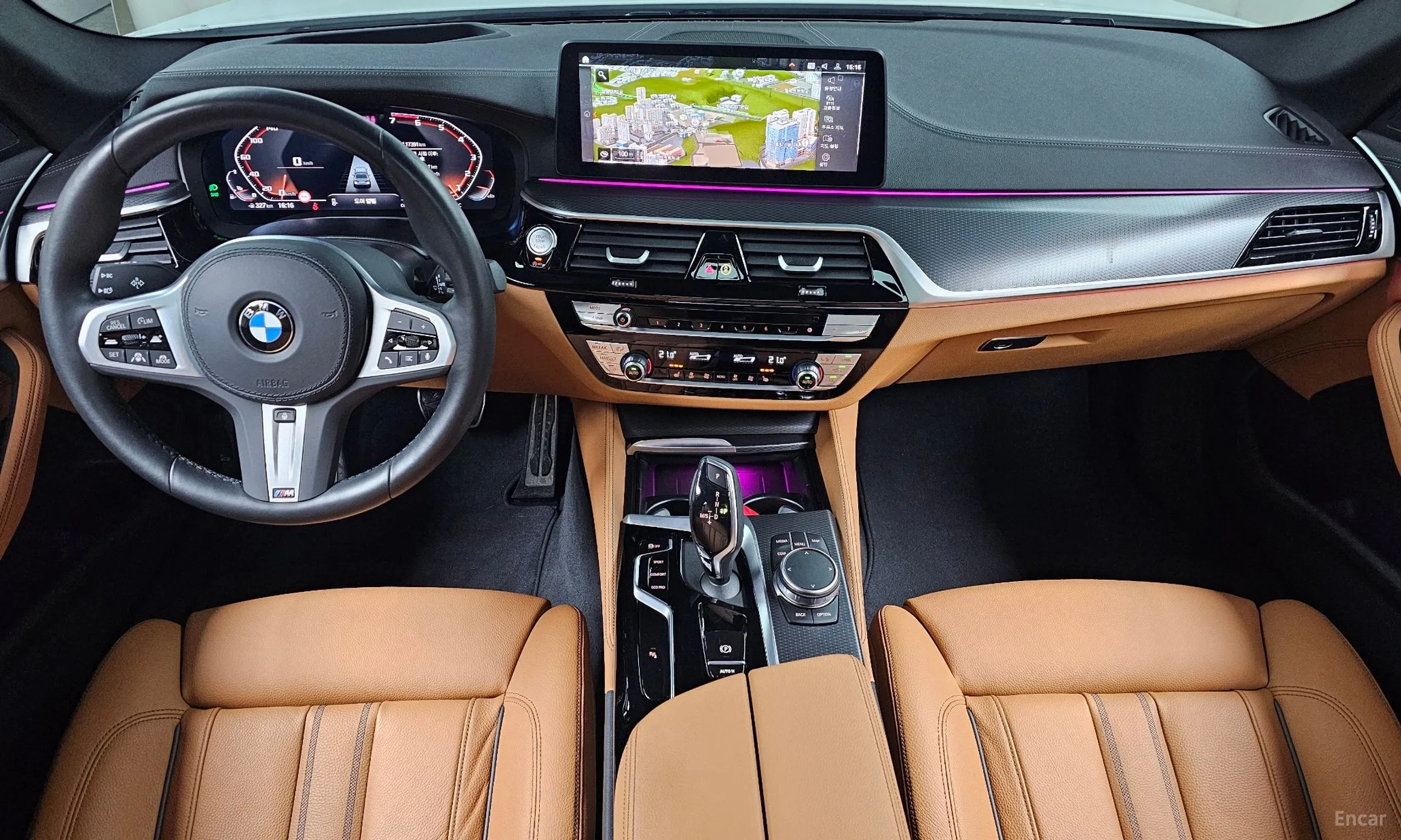 BMW 5 Series (G30) превью 4