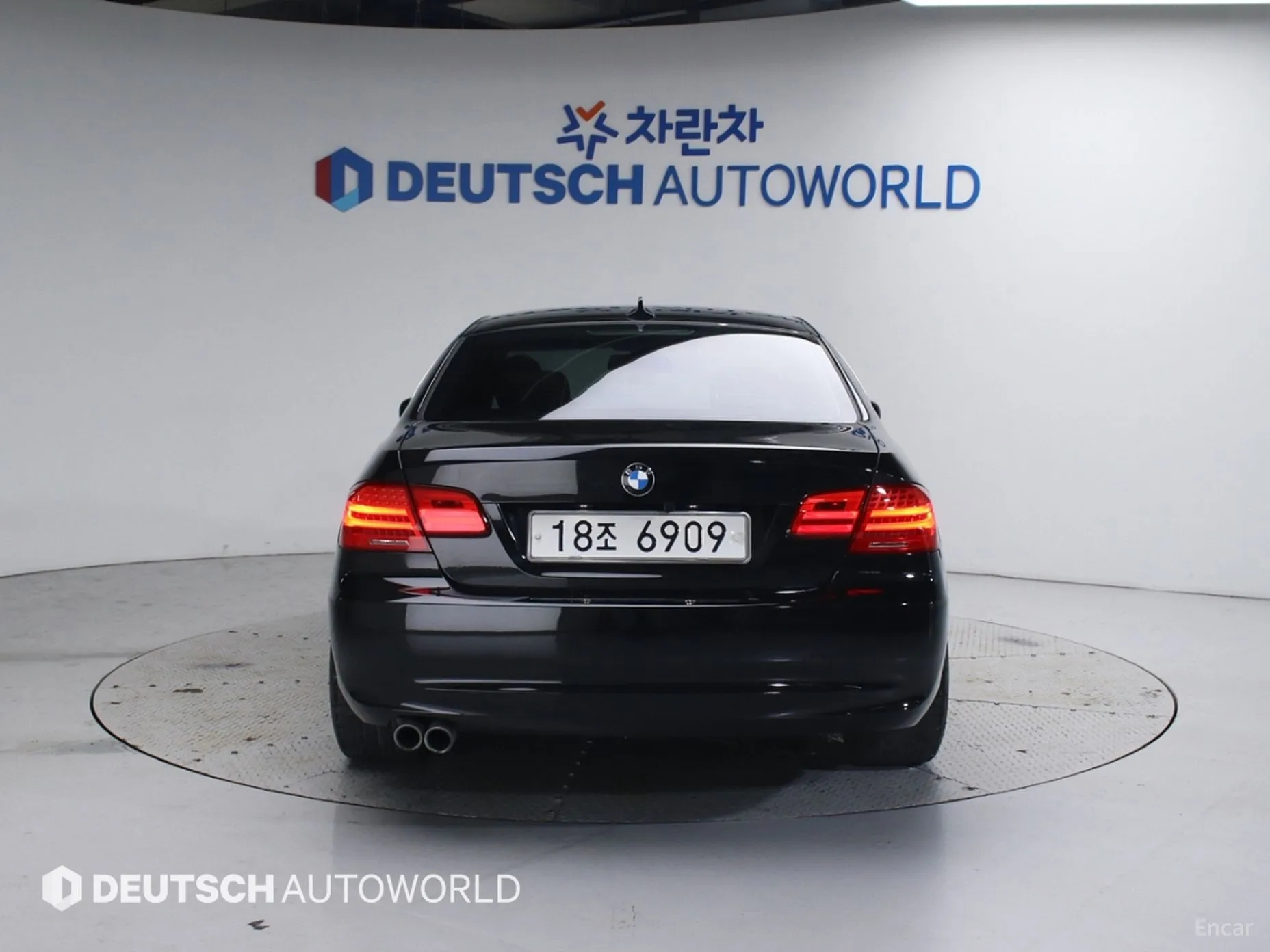 BMW 3 Series (E90) превью 3