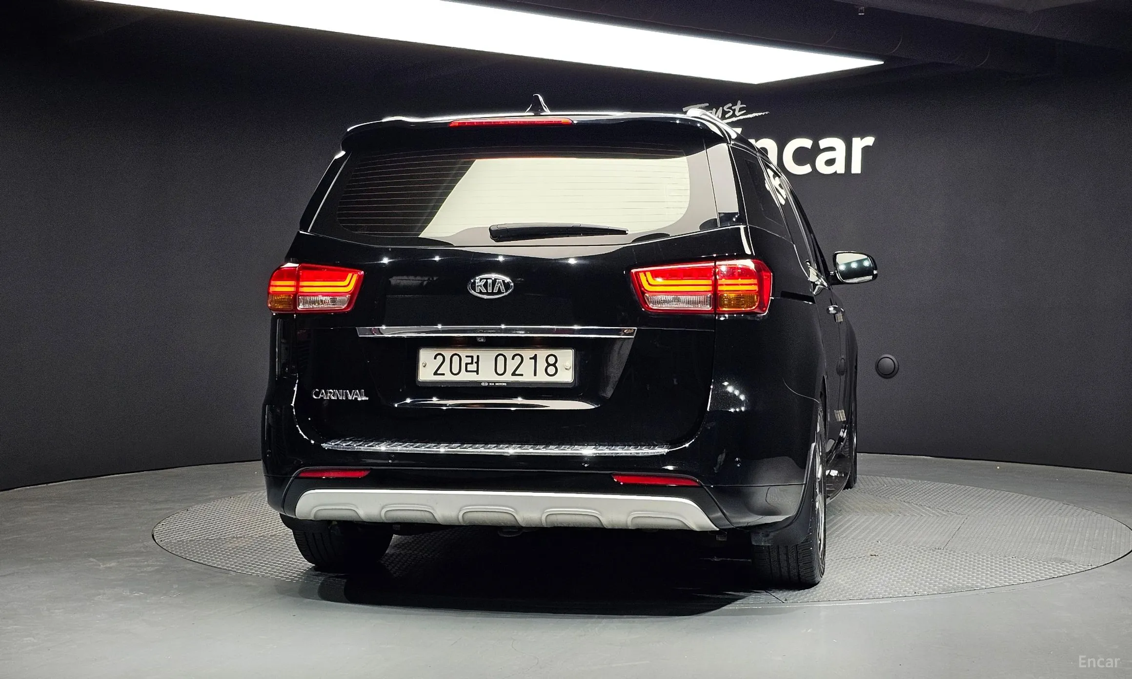 Kia Carnival превью 3