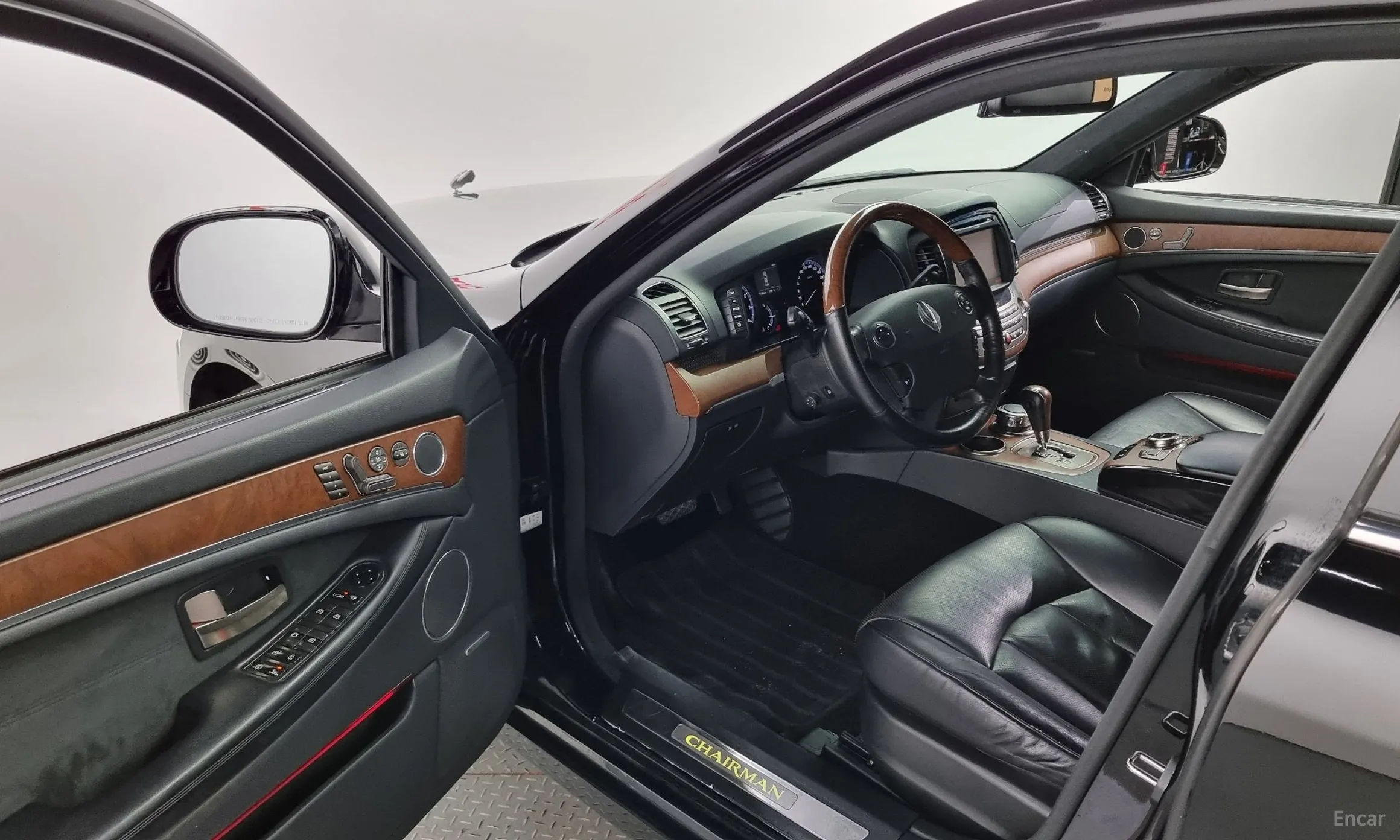 KG Mobility (SsangYong) Chairman W превью 11