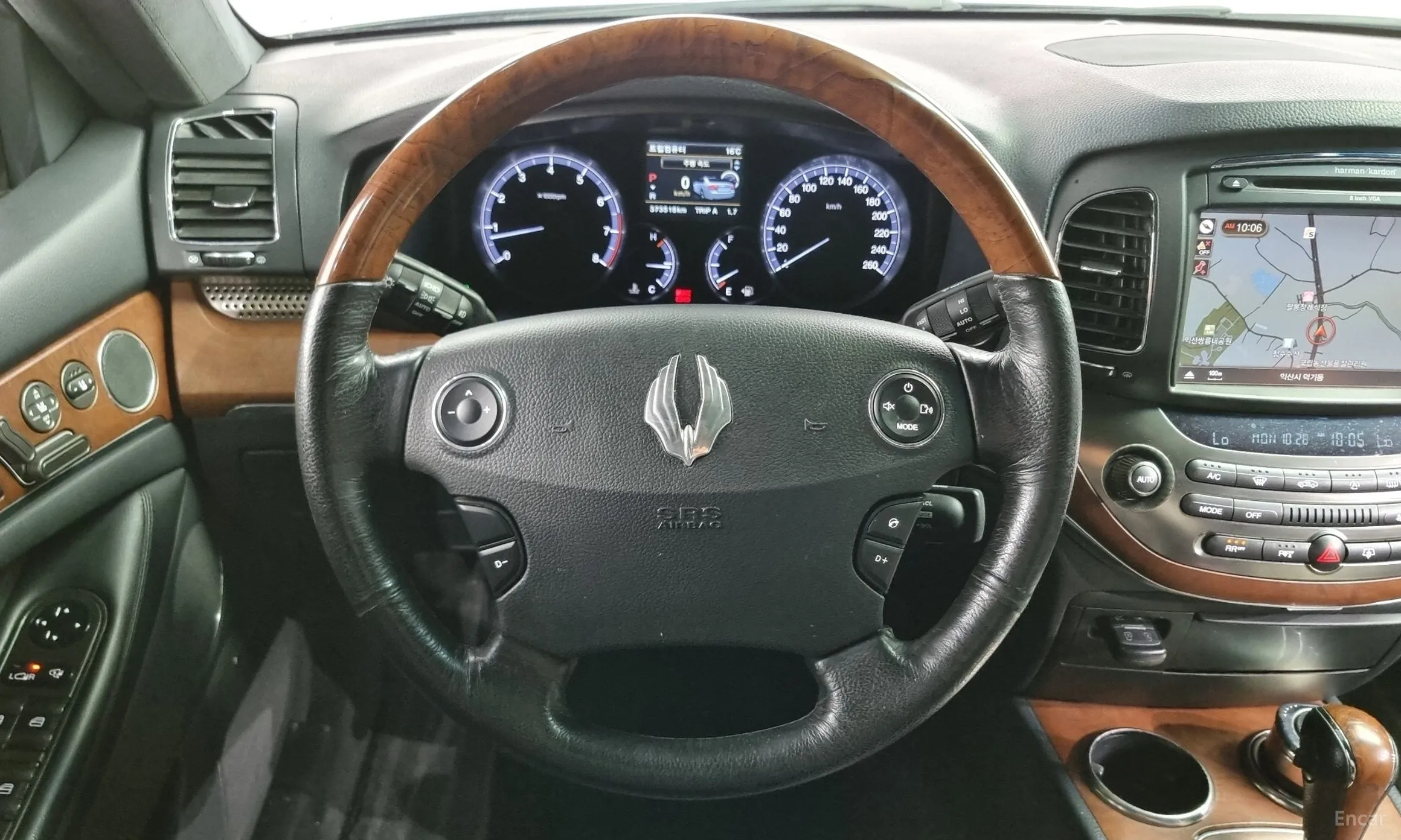 KG Mobility (SsangYong) Chairman W превью 13
