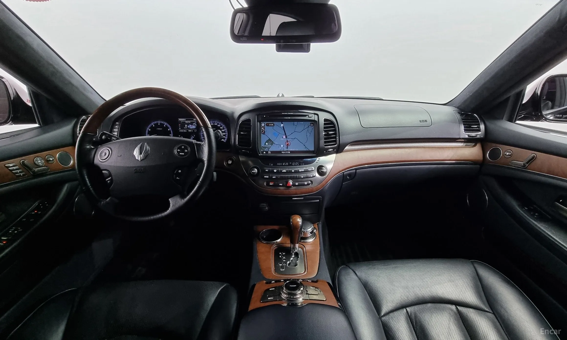 KG Mobility (SsangYong) Chairman W превью 7
