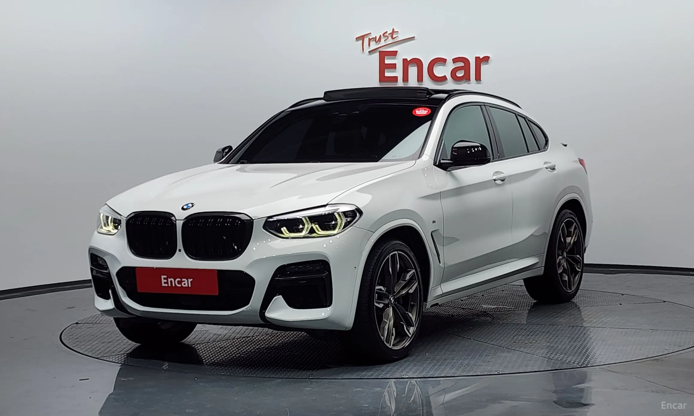 X4 (G02)