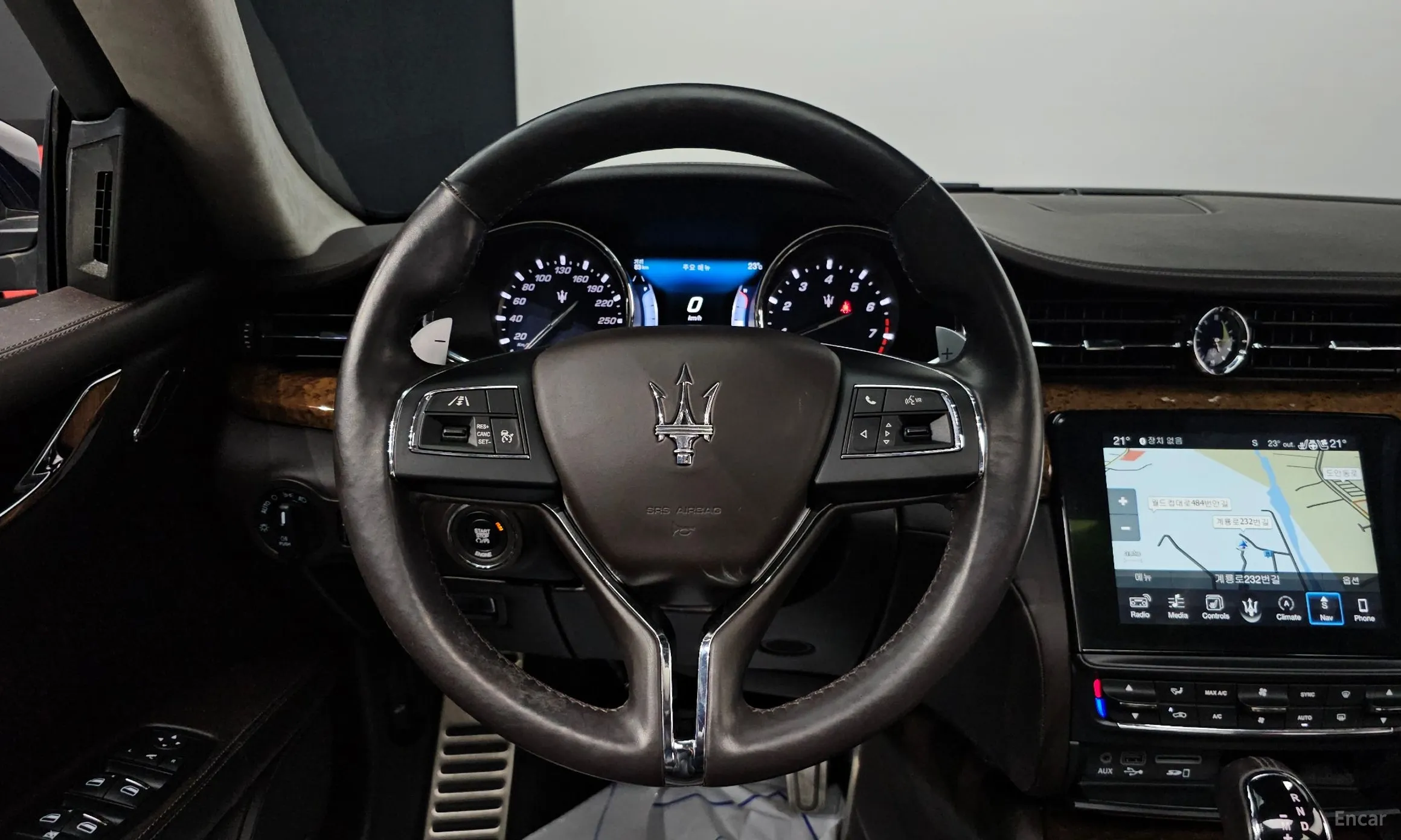 Maserati Quattroporte превью 14