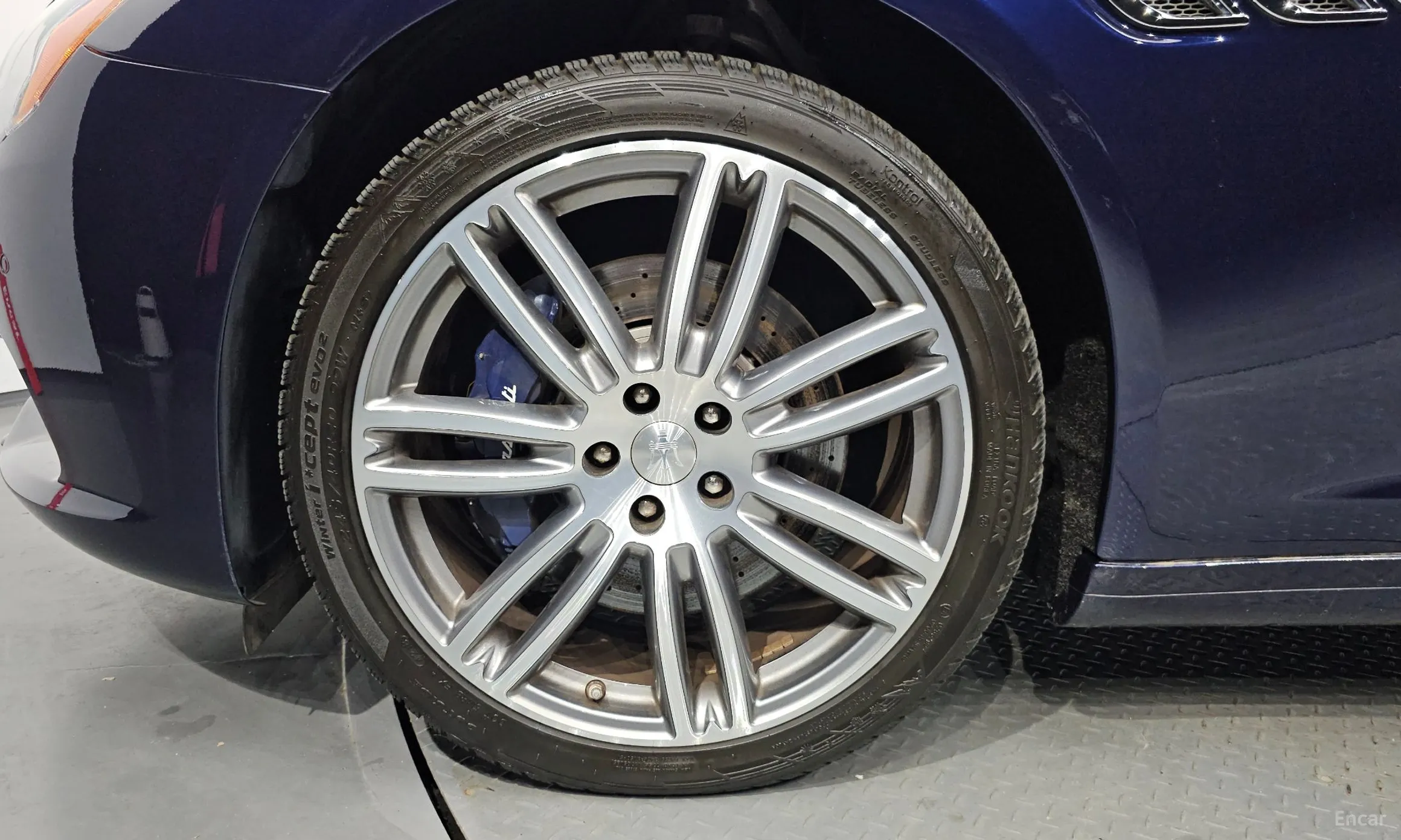 Maserati Quattroporte превью 5