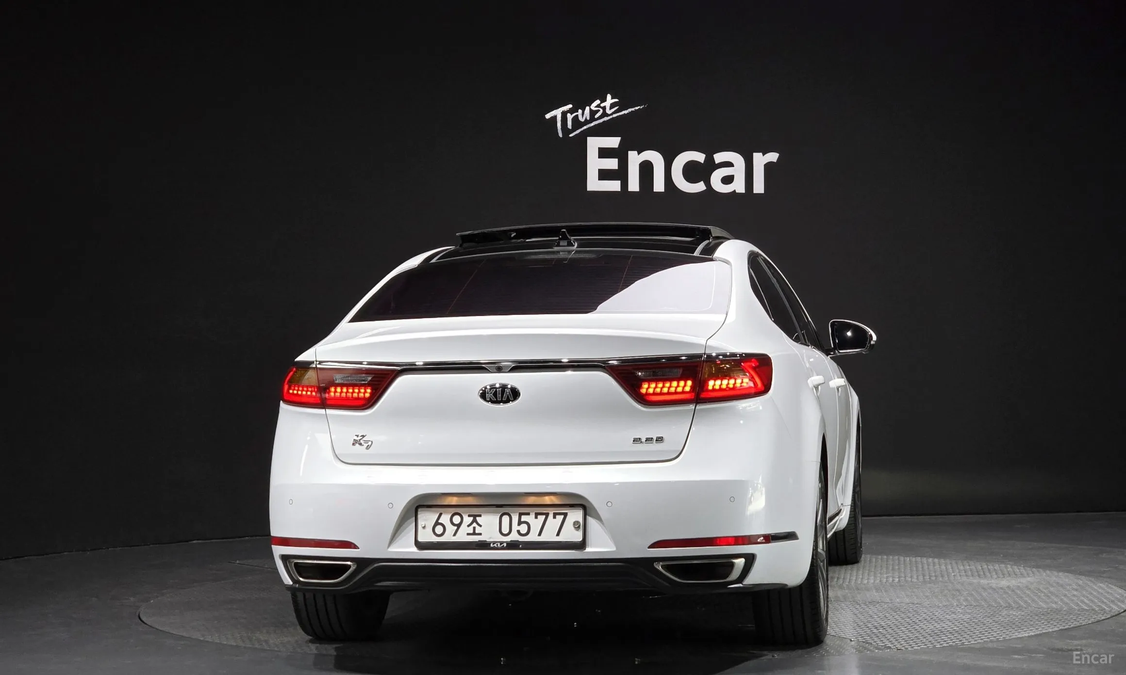 Kia K7 превью 3
