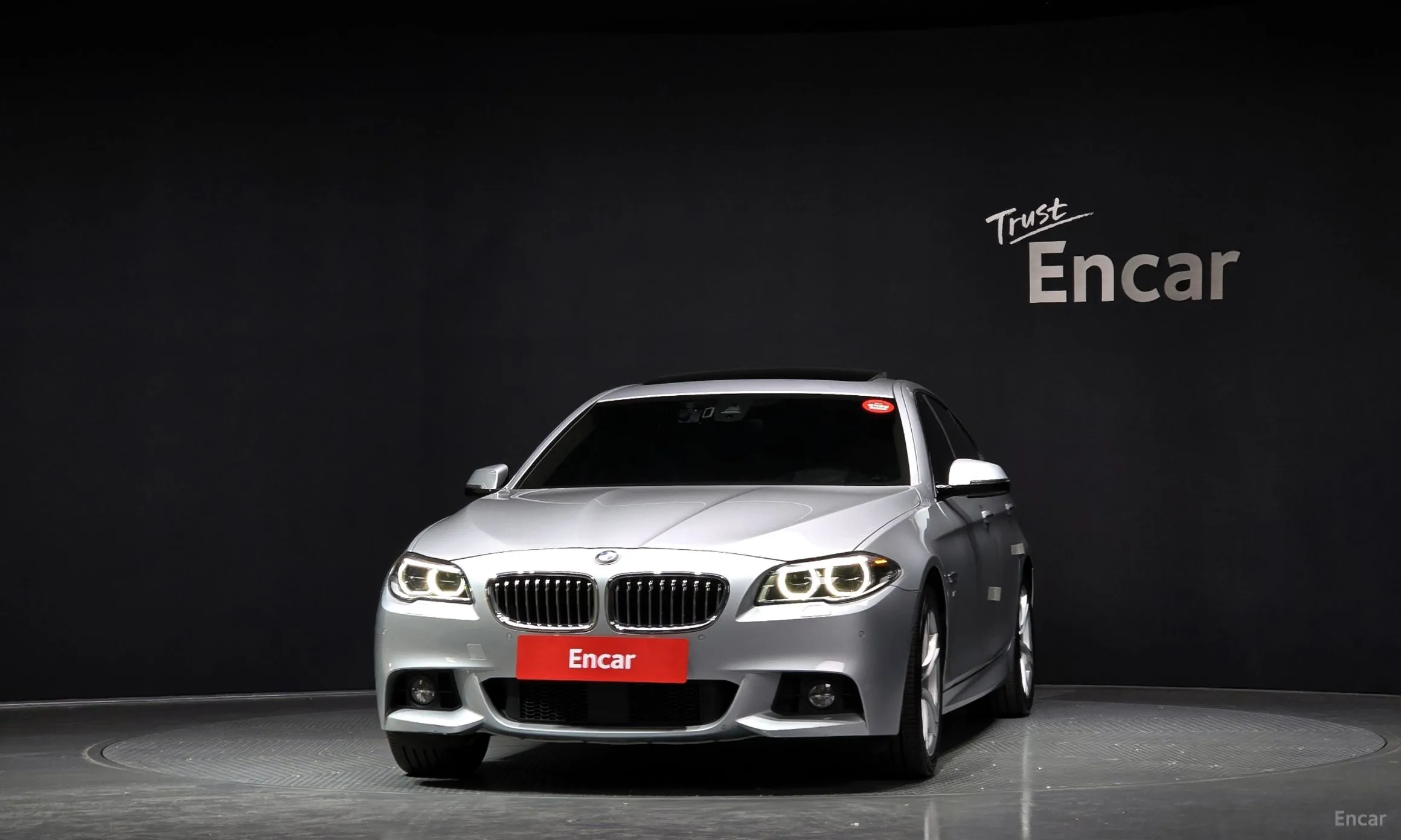 BMW 5 Series (F10) превью 2