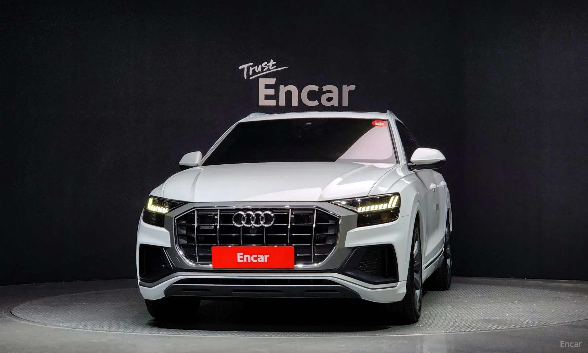 Audi Q8 (4M)