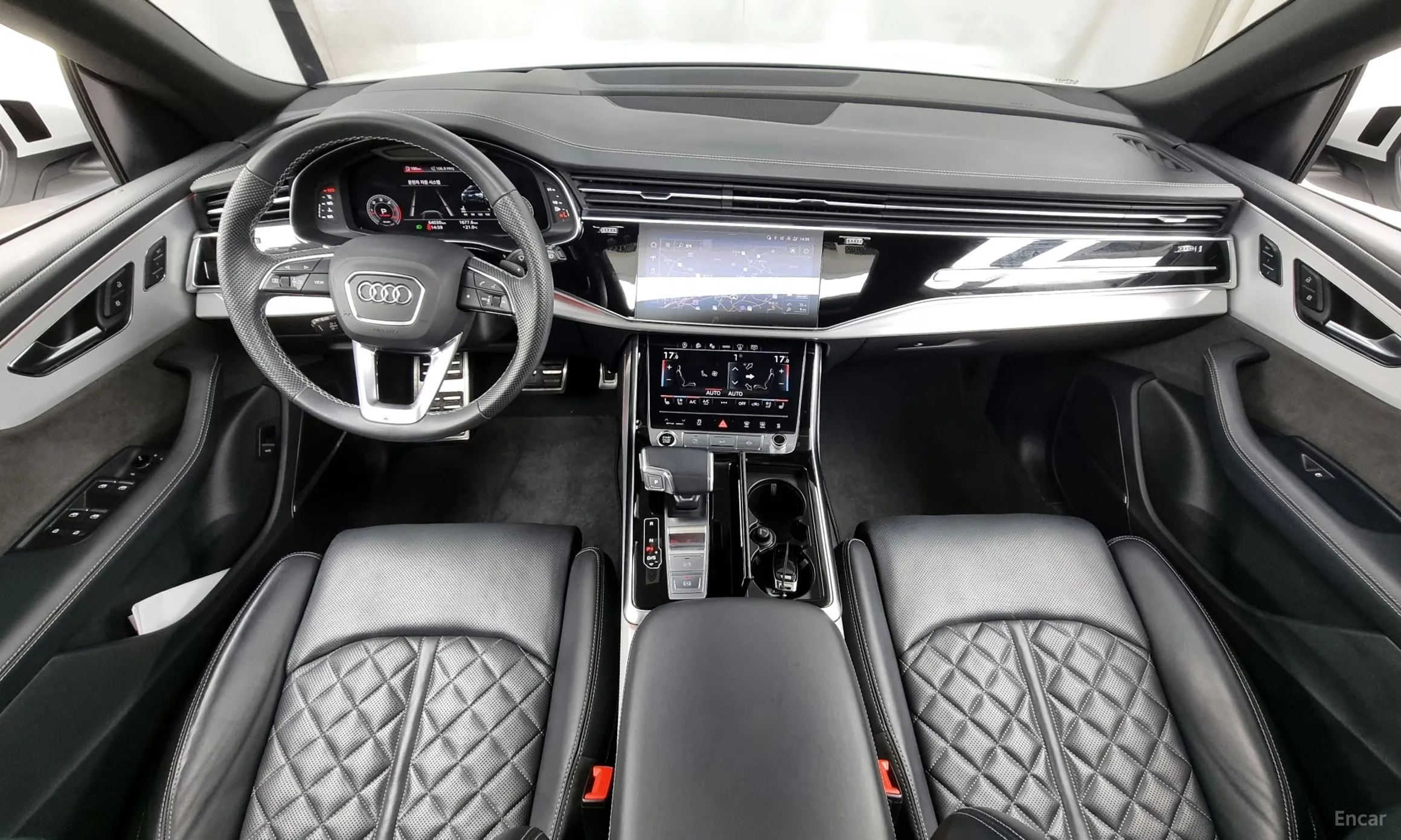 Audi Q8 (4M) превью 4