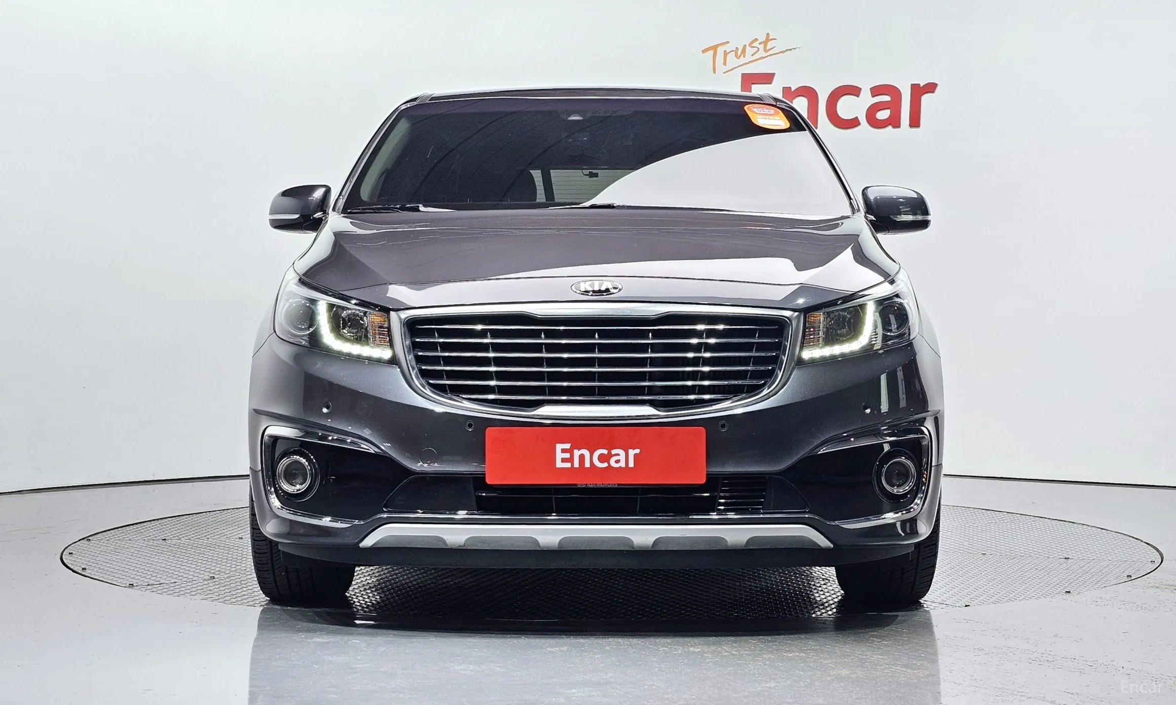 Kia Carnival превью 2