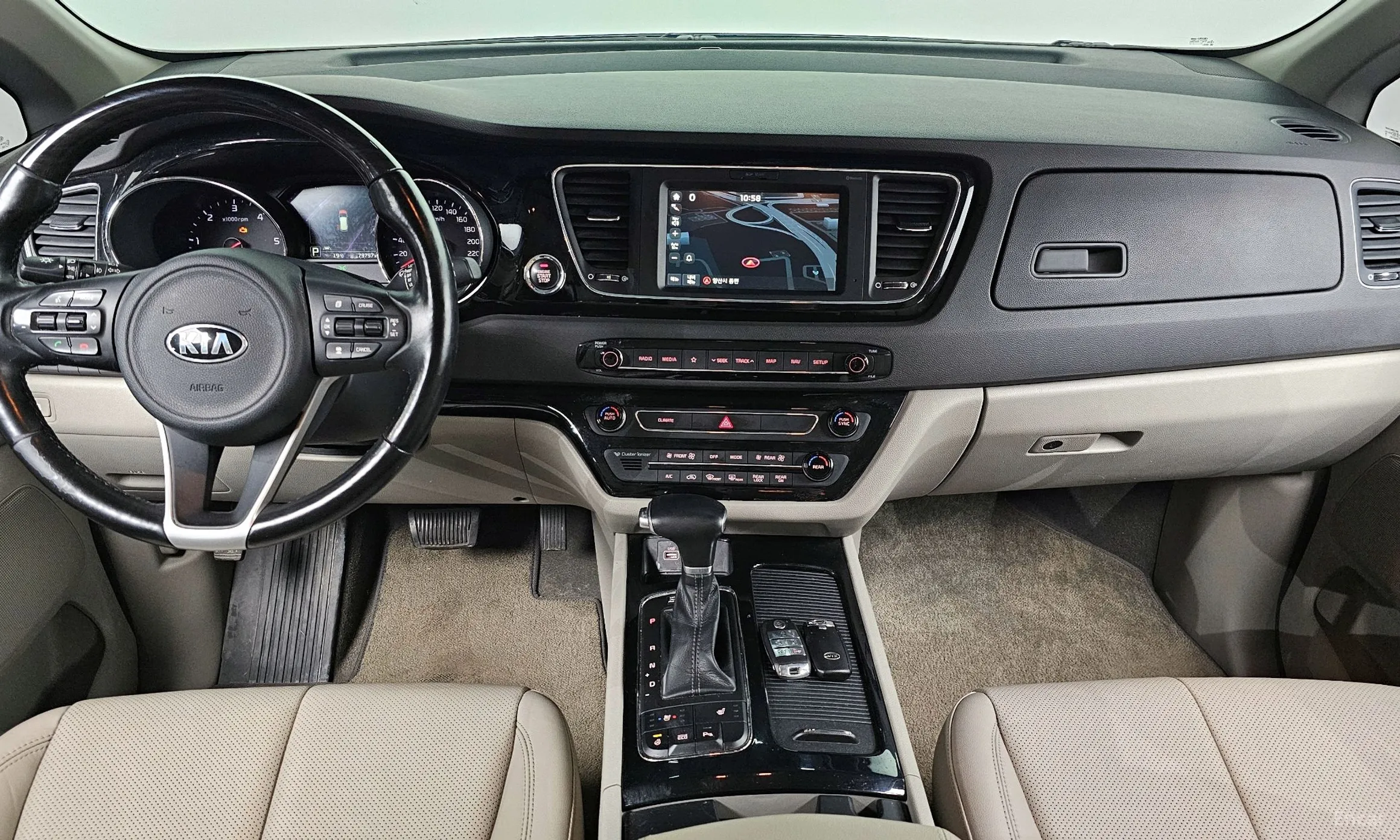 Kia Carnival превью 4