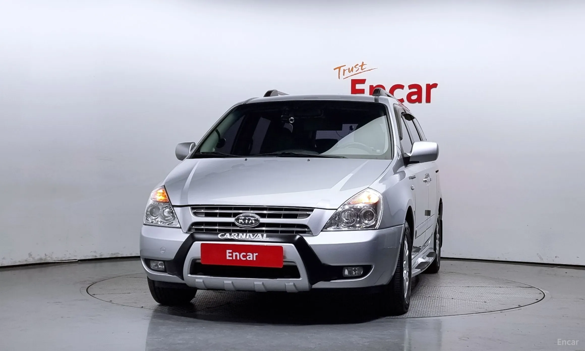 Kia Grand Carnival превью 2