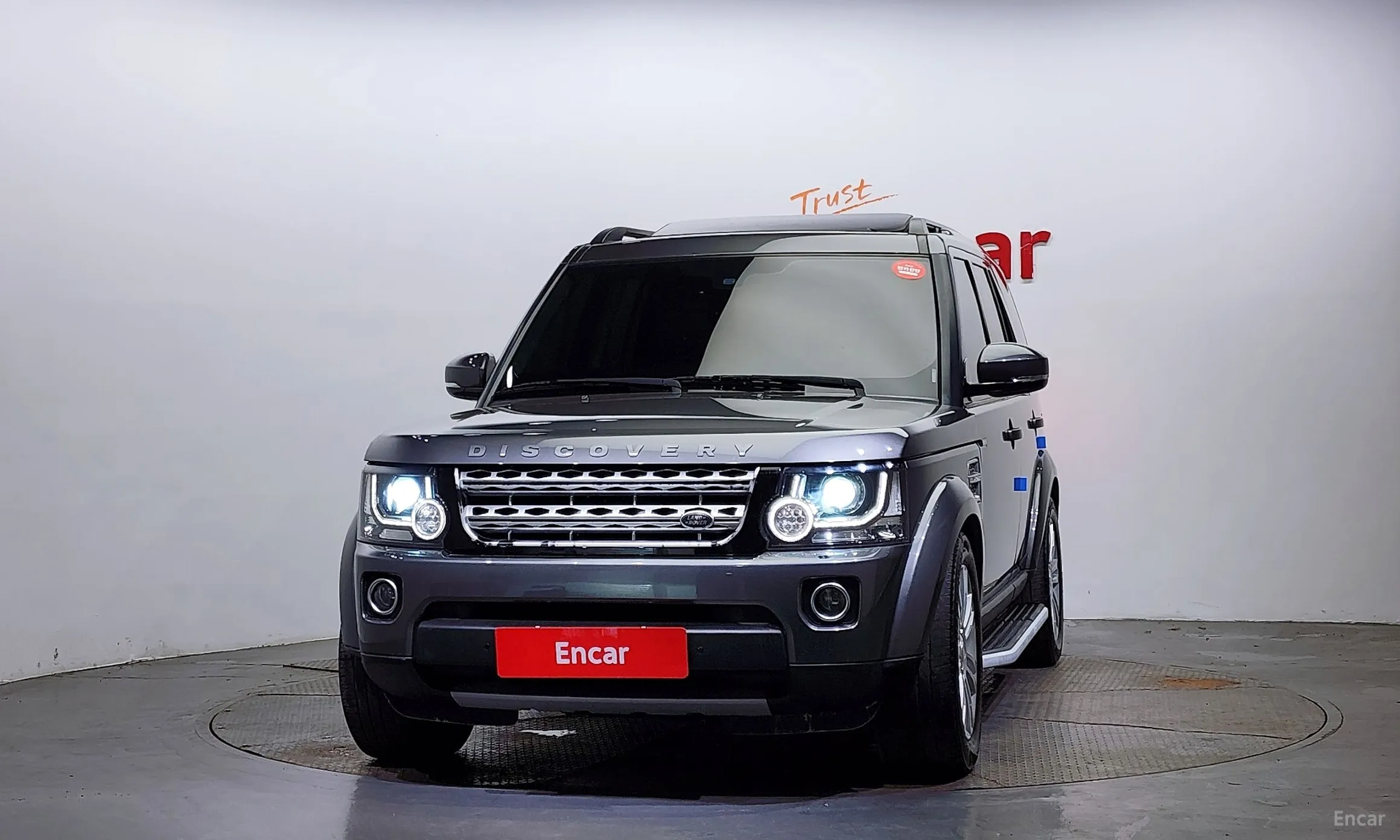 Land Rover Discovery 4 превью 2
