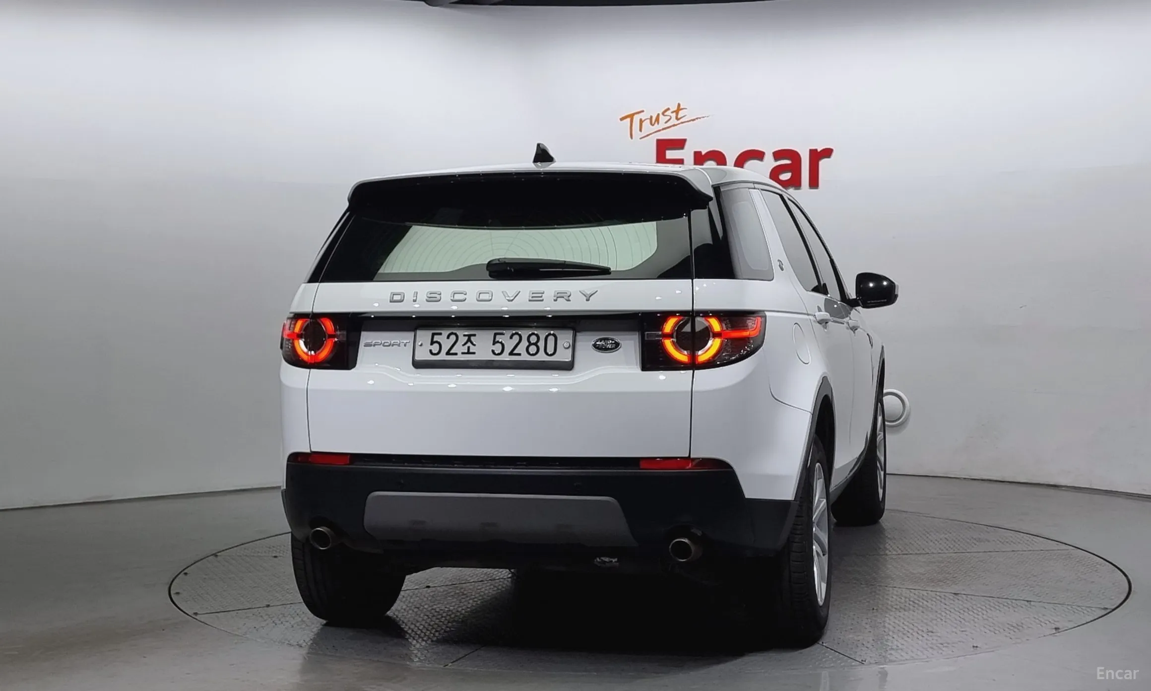 Land Rover Discovery Sports превью 3