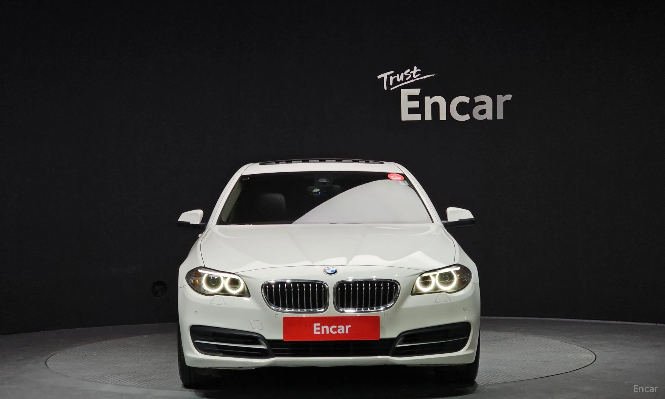 BMW 5 Series (F10) превью 2