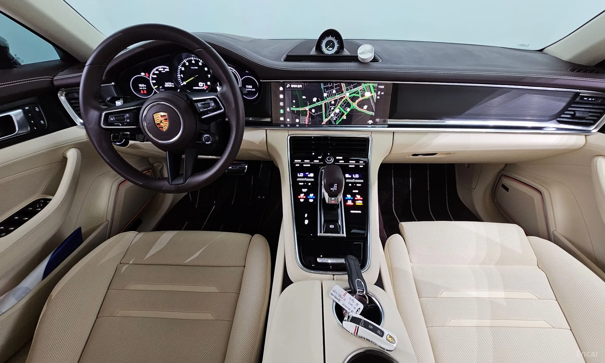 Porsche Panamera (971) превью 4