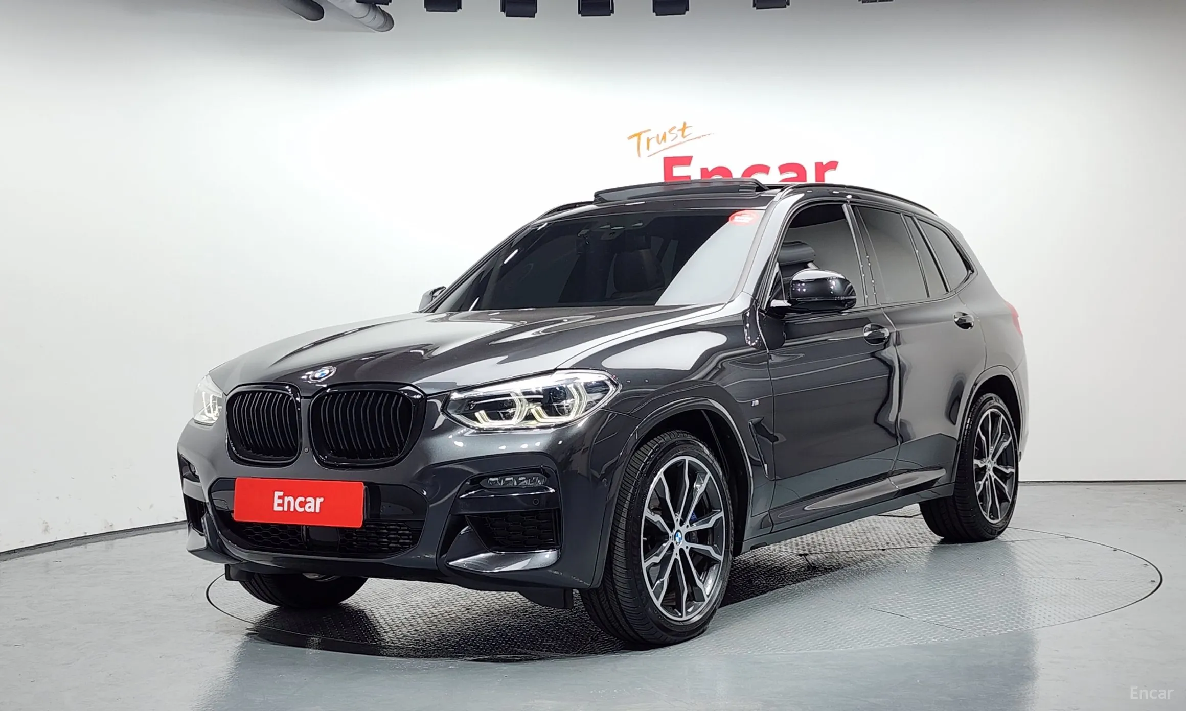 X3 (G01)