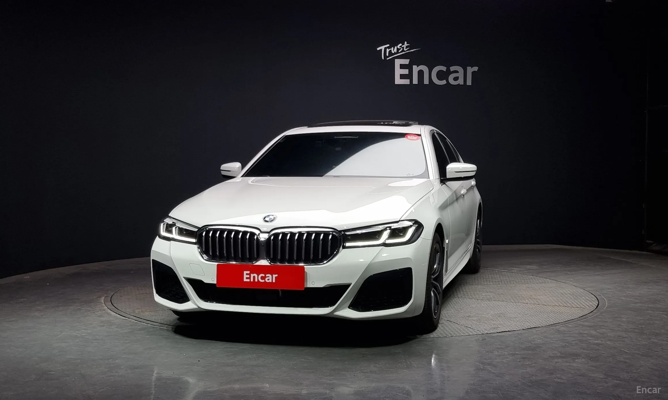 BMW 5 Series (G30)