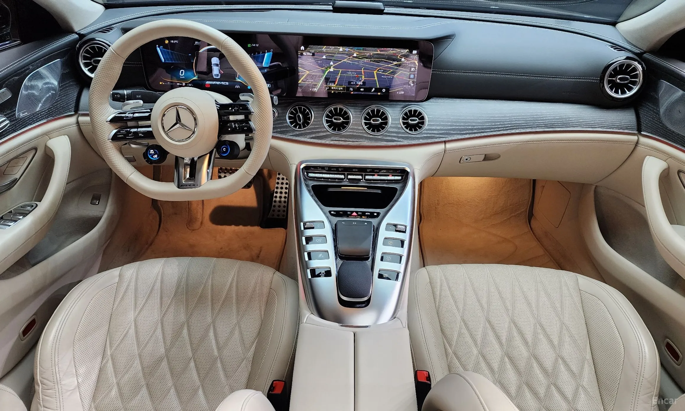 Mercedes Benz AMG GT превью 4