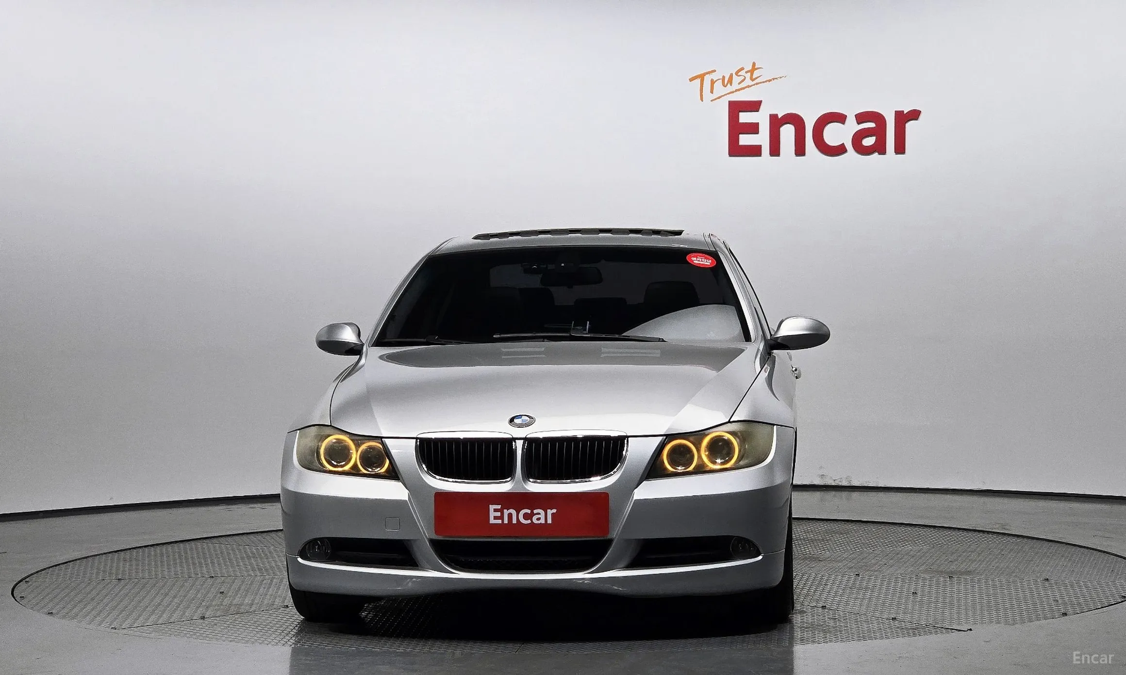 BMW 3 Series (E90) превью 2