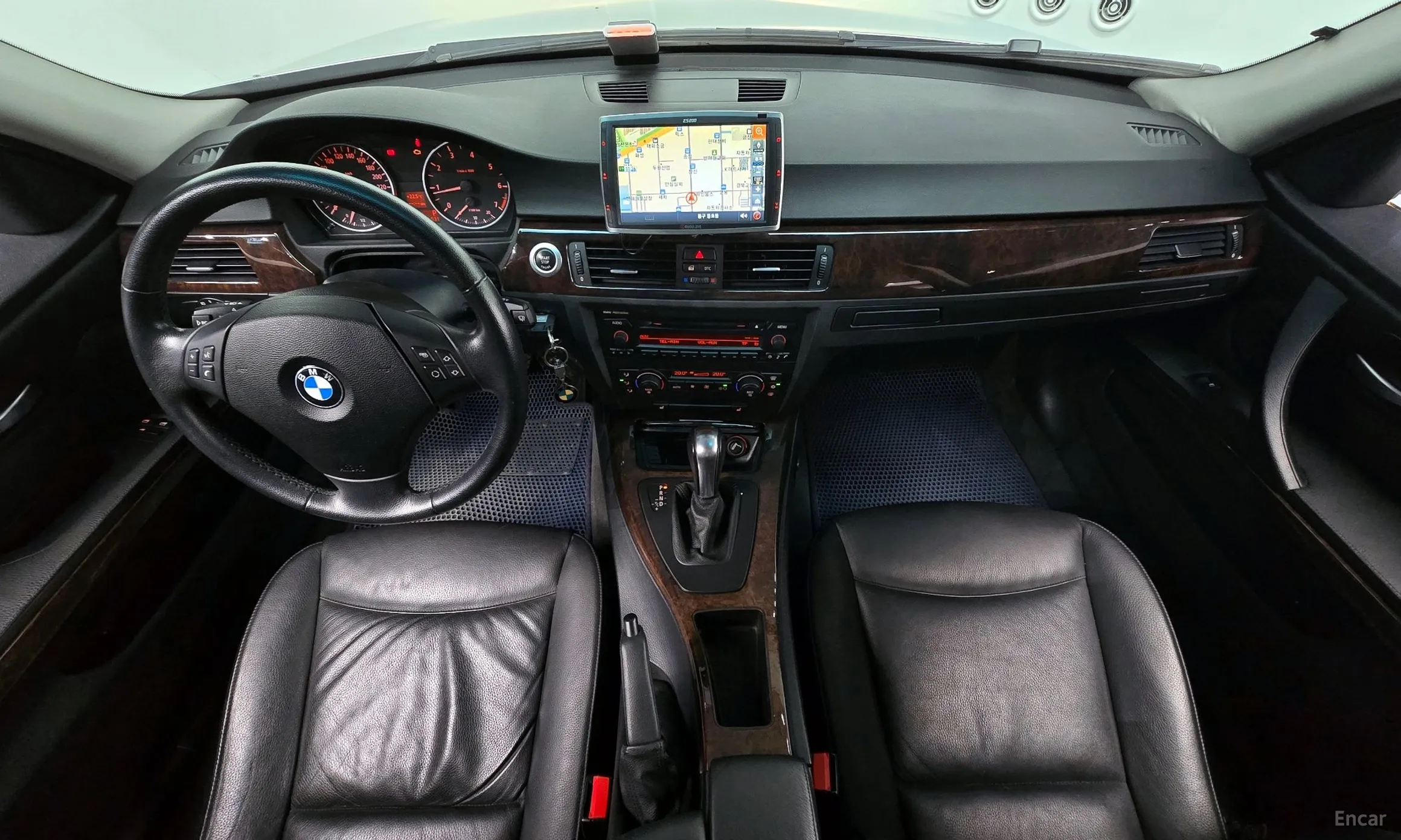 BMW 3 Series (E90) превью 4