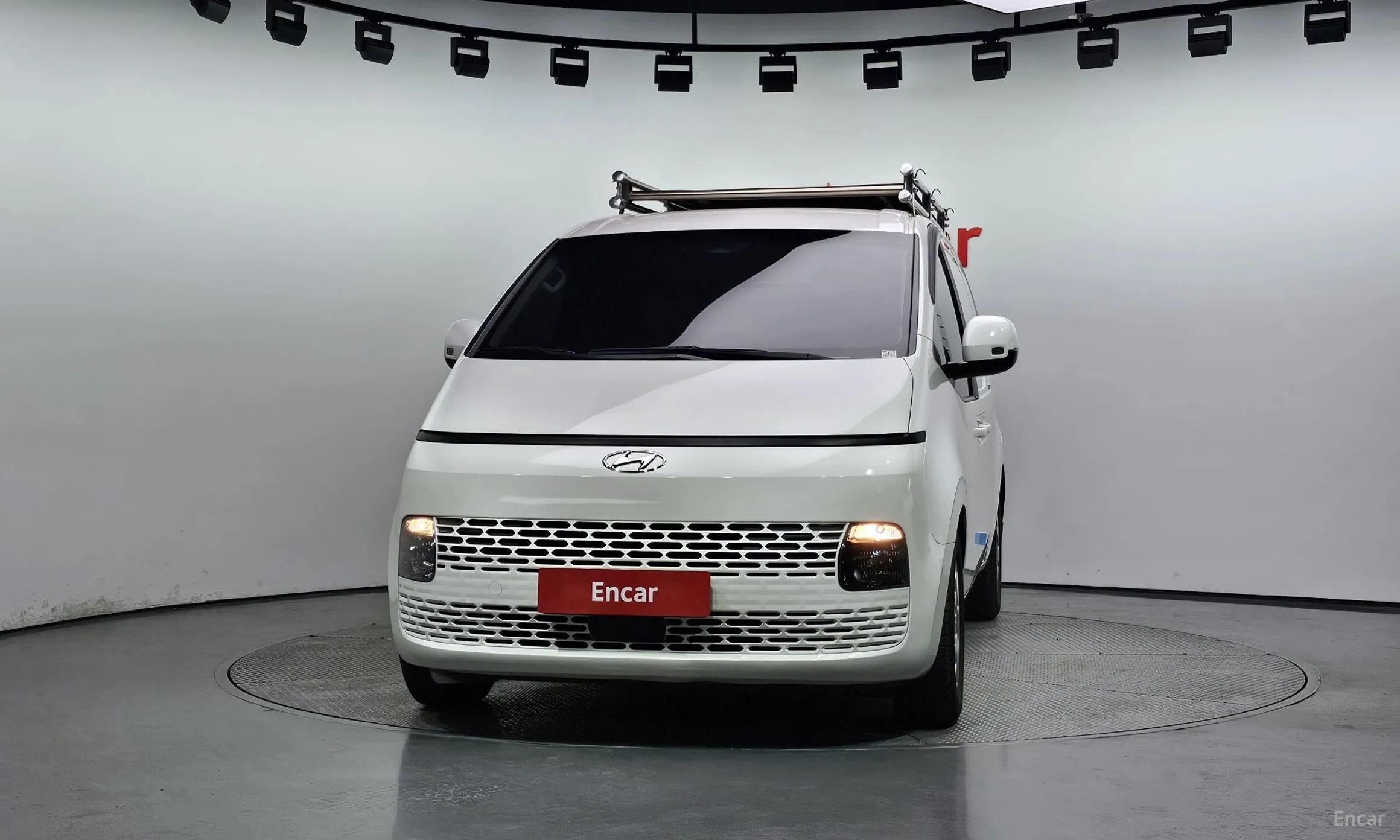 Hyundai Staria превью 2