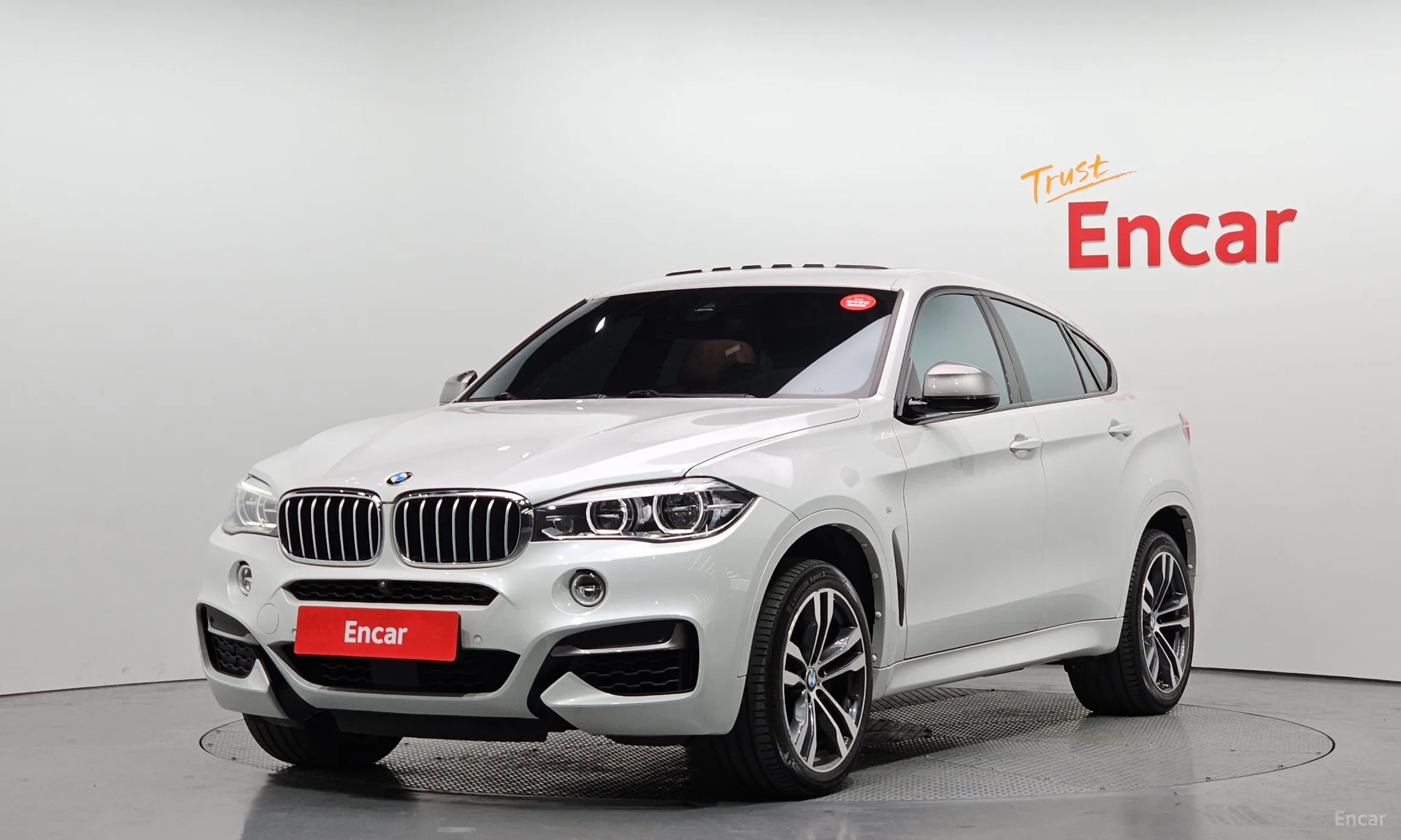 X6 (F16)