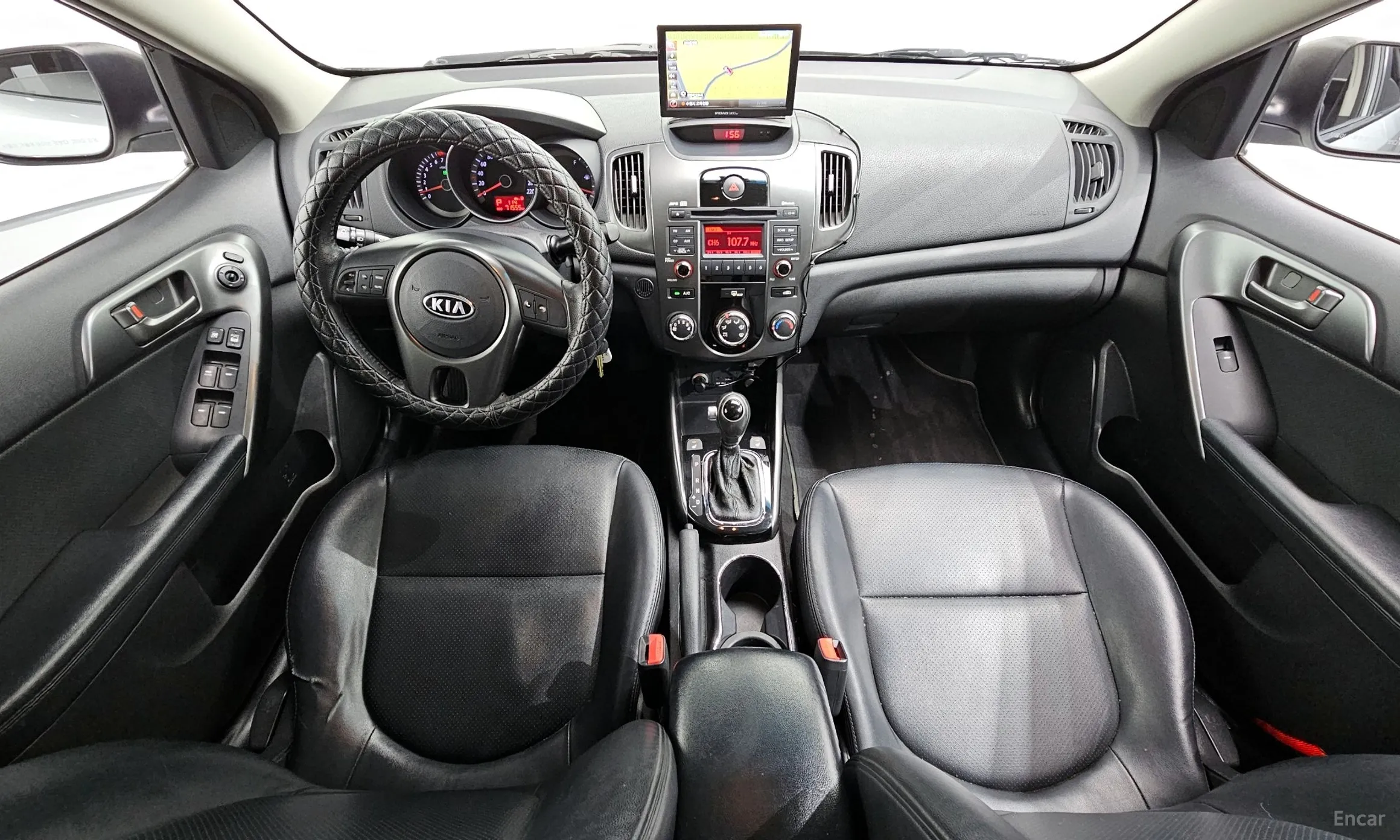 Kia Forte превью 4