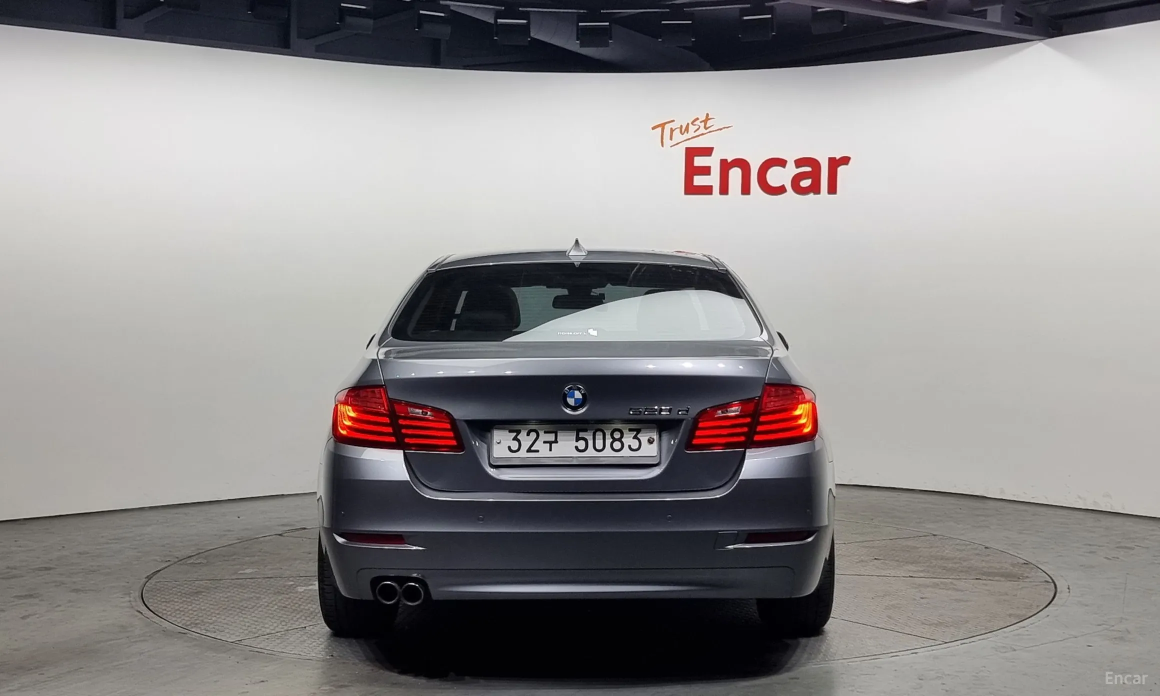 BMW 5 Series (F10) превью 3