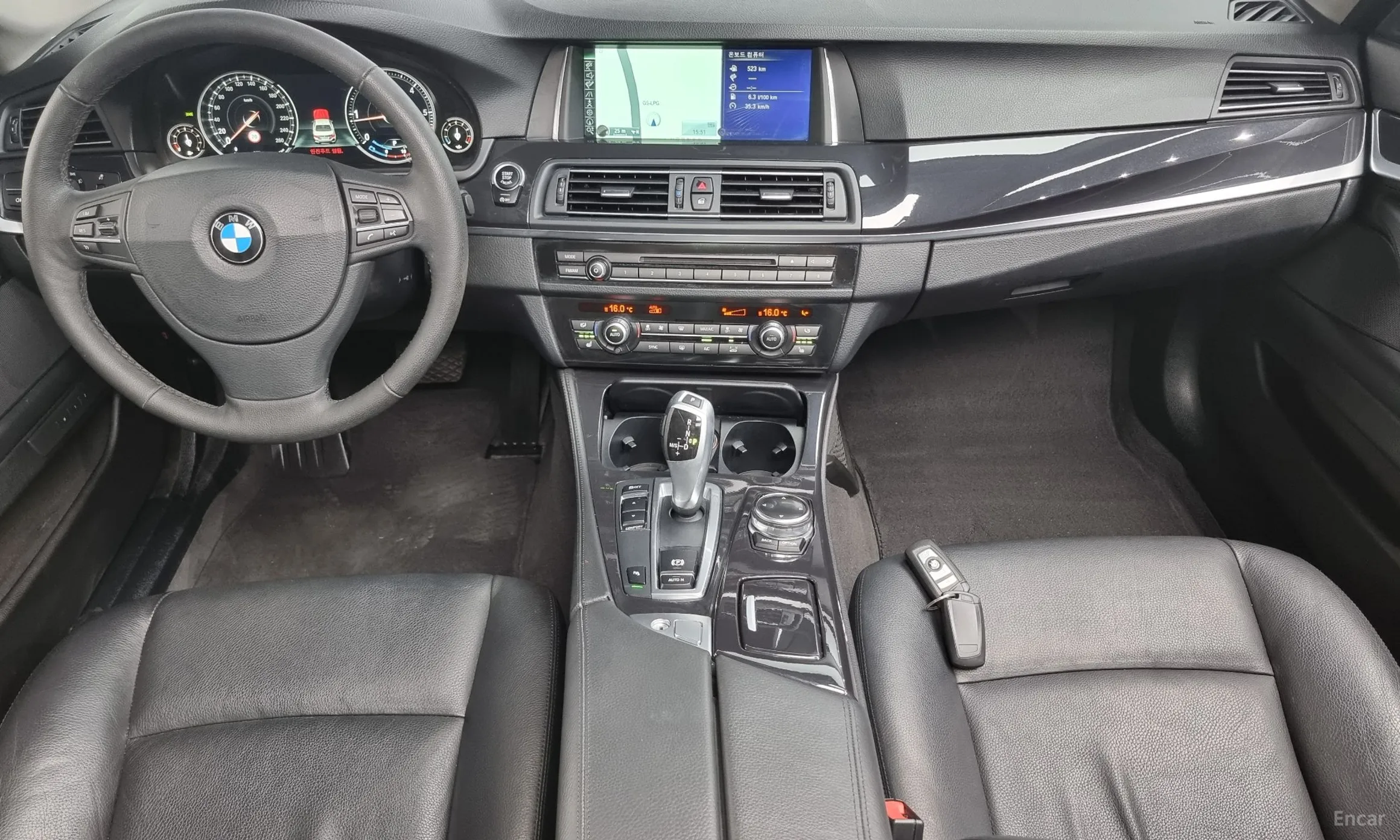 BMW 5 Series (F10) превью 4