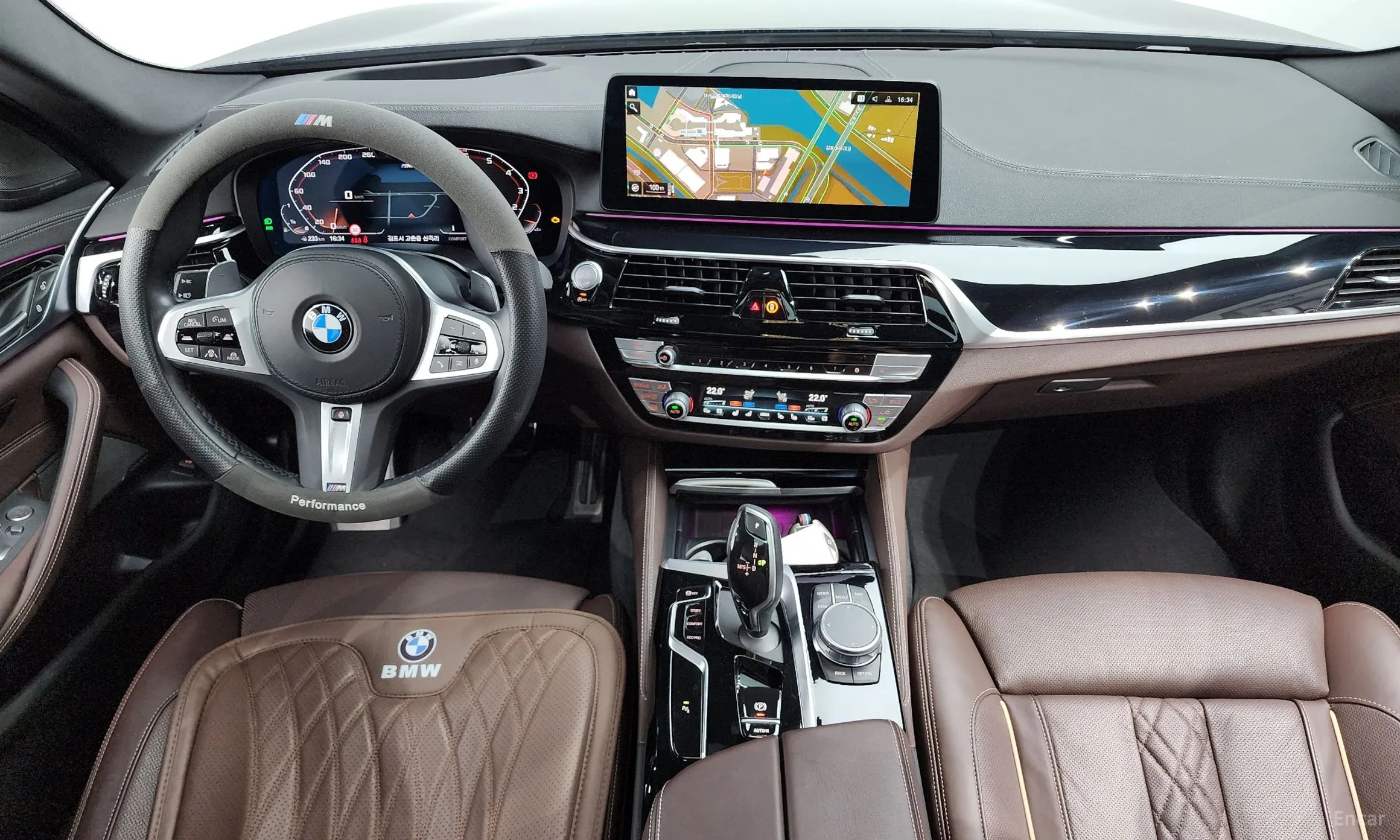 BMW 5 Series (G30) превью 4