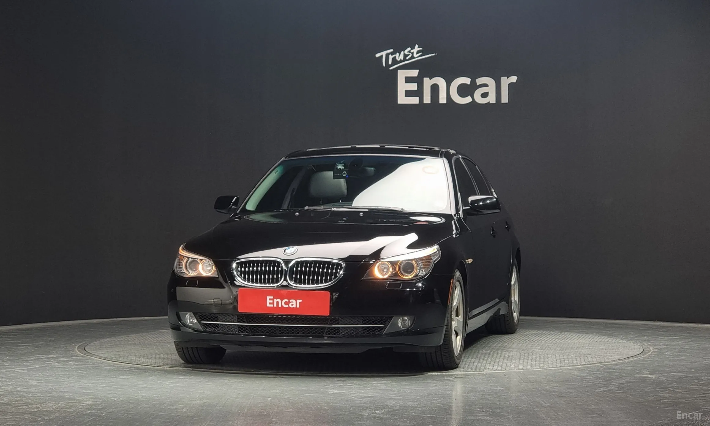 BMW 5 Series (E60) превью 2