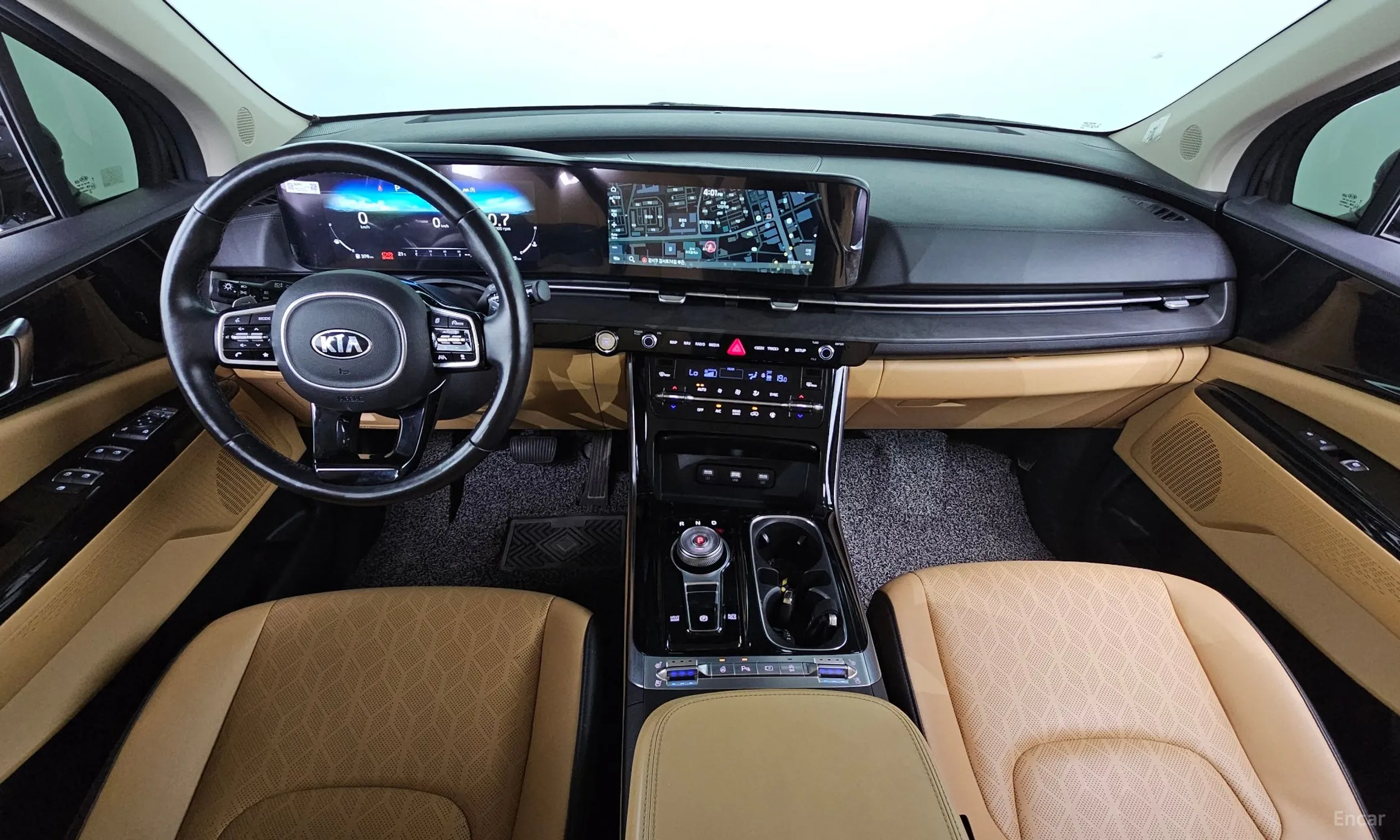 Kia Carnival Gen 4 превью 4